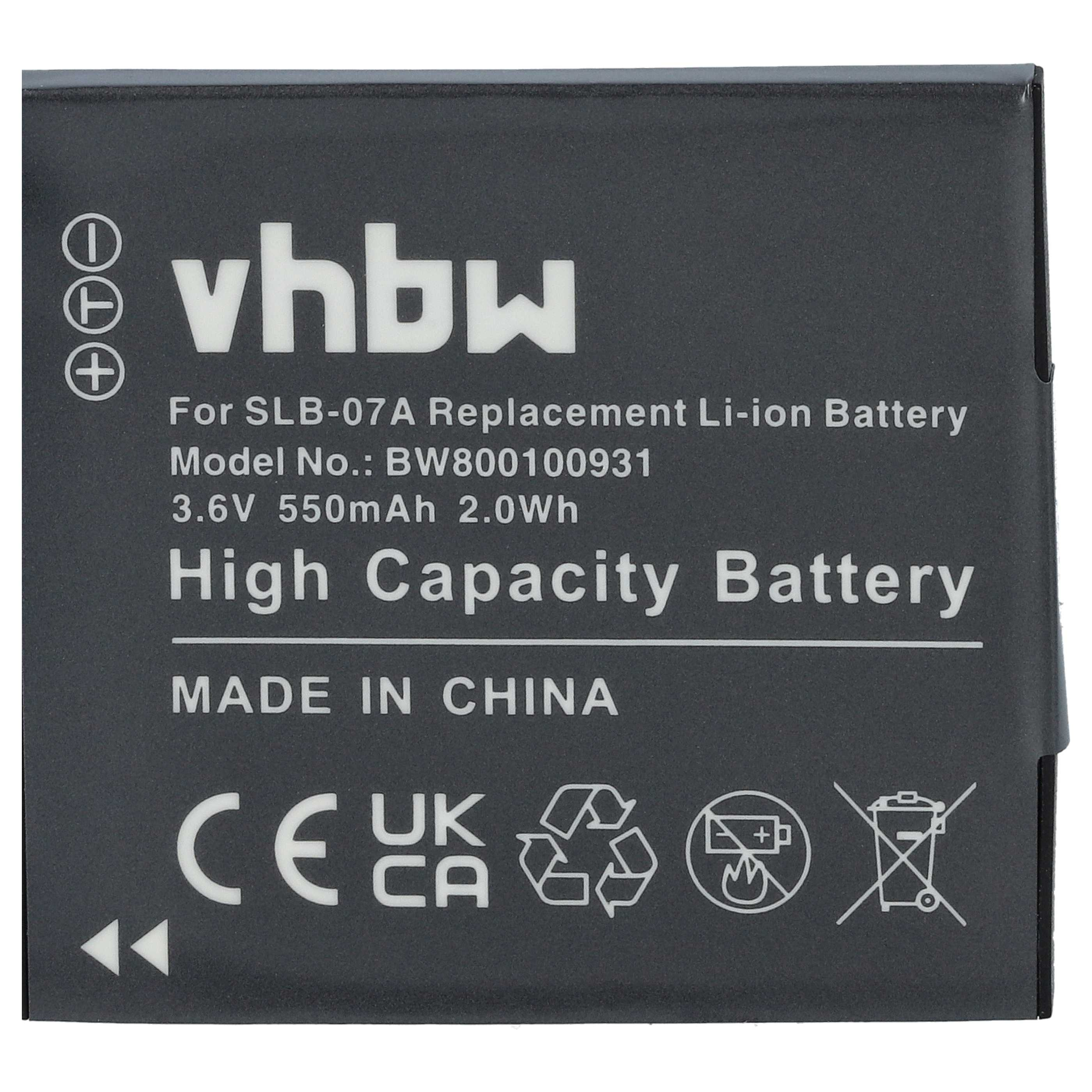 Schwarzes Batterieetikett mit weißem Text. Es steht vhbw, Batterieangaben und Made in China sowie Symbole.