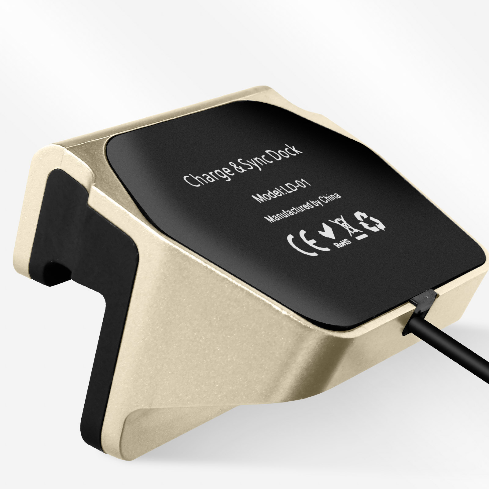 Eine beige-schwarze Ladestation. Es trägt die Aufschrift Charge & Sync Dock, Model:LD-01 und Manufactured by China.