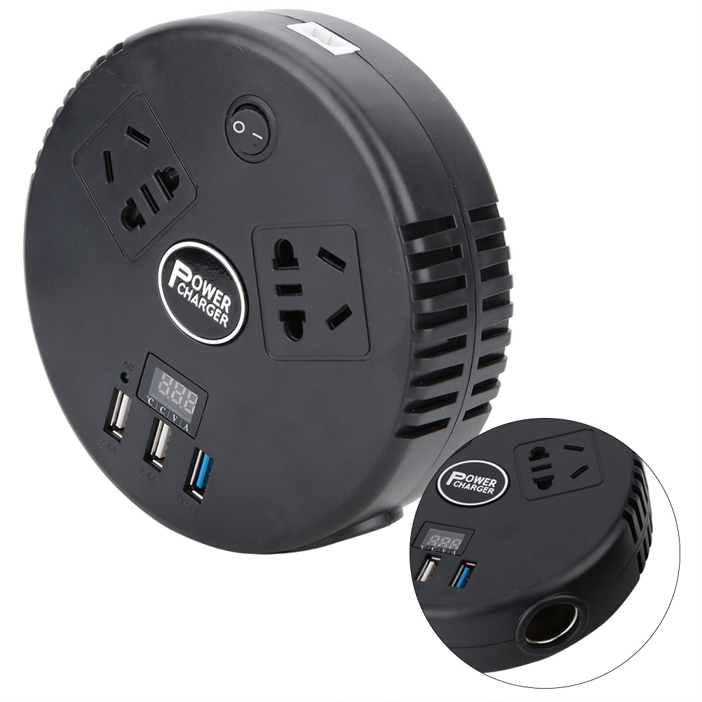 Ein schwarzes Ladegerät mit mehreren internationalen Steckdosen, USB-Anschlüssen, einem Ein-/Ausschalter und einer LED-Anzeige.