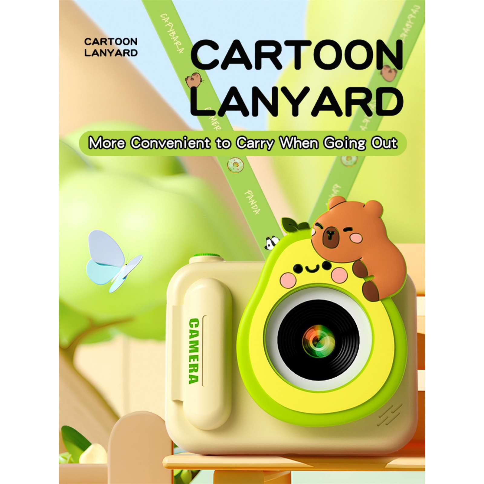 Eine Cartoon-Kamera in Avocadoform mit einem Bären oben drauf, an einem Schlüsselband, mit einem fliegenden Schmetterling.