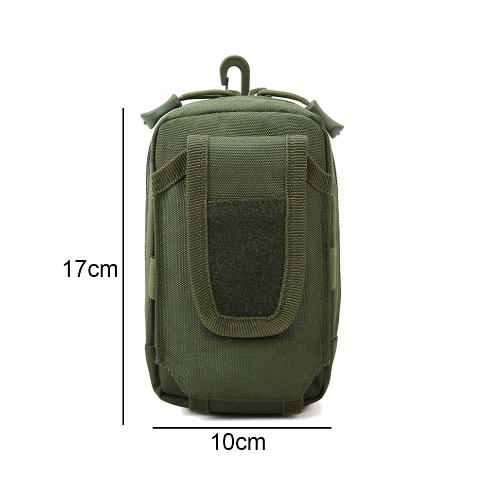 Gezeigt wird eine olivgrüne Tasche. Sie hat oben einen Haken und Klettverschluss. Die Maße sind angegeben: 17 cm hoch und 10 cm breit.