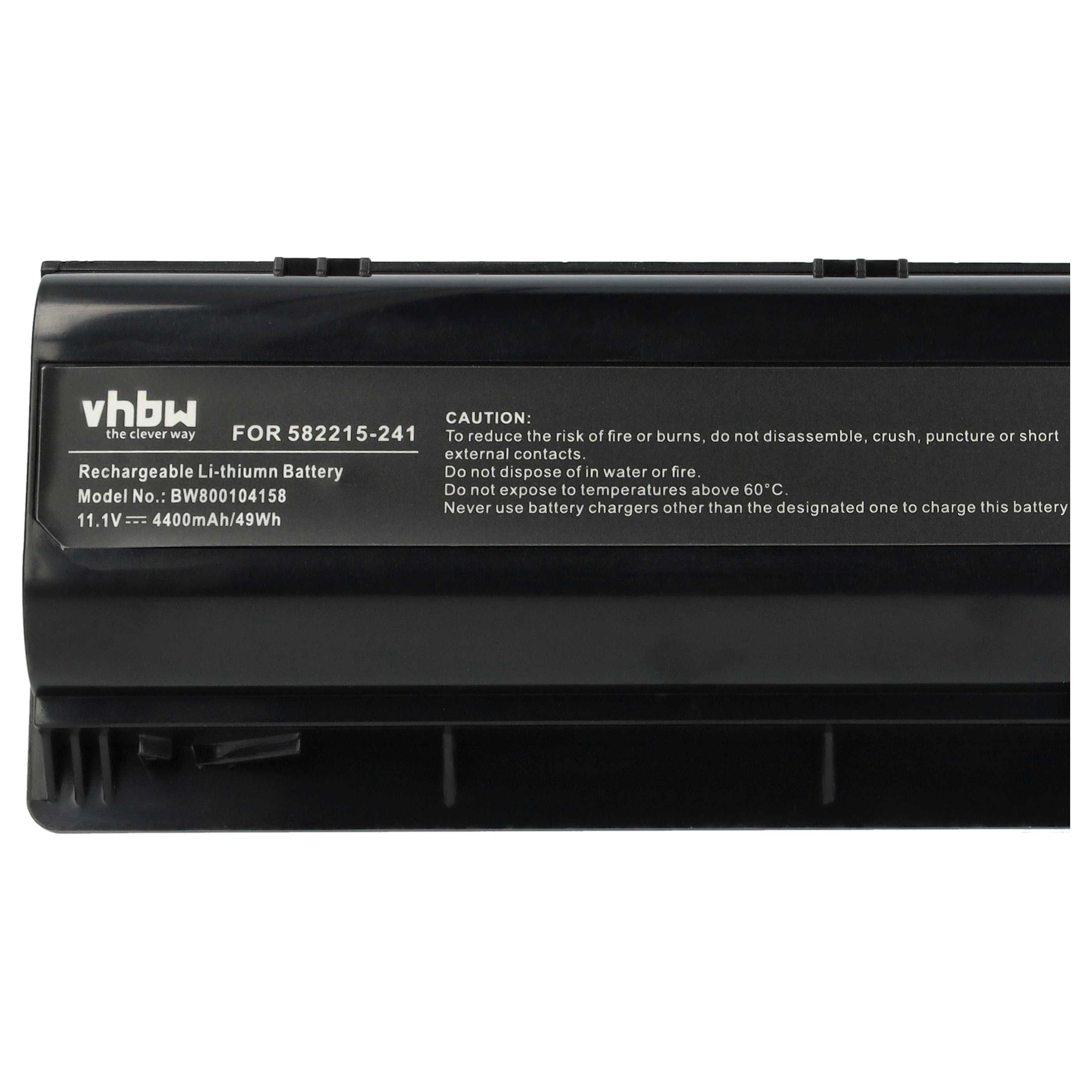 Ein schwarzer, wiederaufladbarer Li-Ionen-Akku mit weißem Text. Die Batterie enthält Sicherheitshinweise.