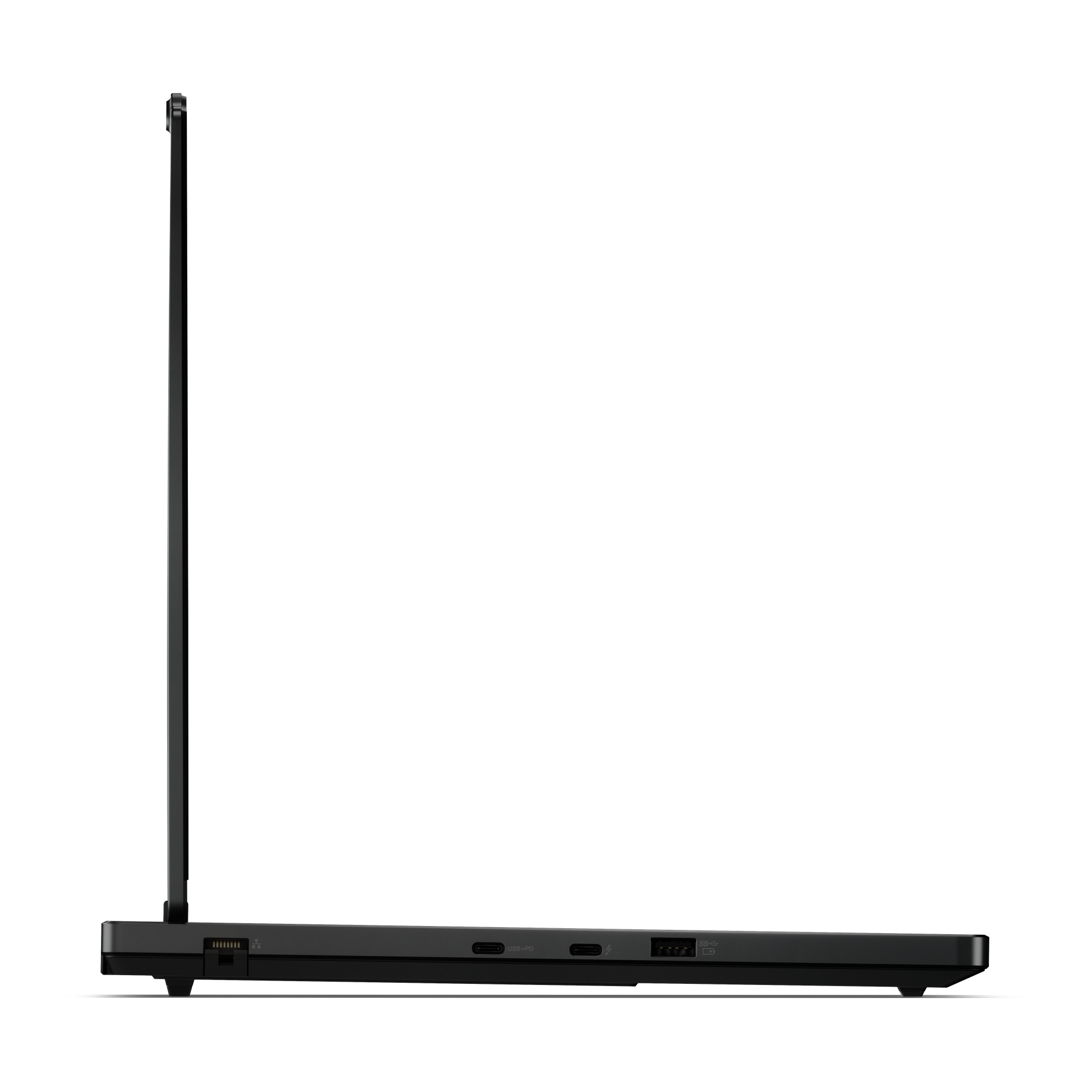 Vista laterale di un laptop nero con schermo aperto. Le porte visibili sul lato includono USB-PD e USB. Sfondo bianco.