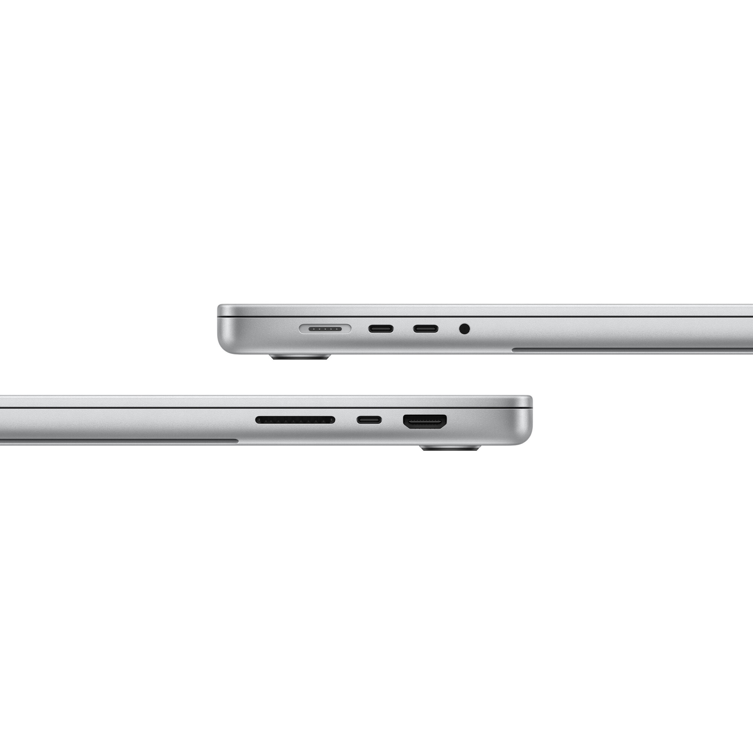 Twee zilveren laptops met poorten worden getoond tegen een witte achtergrond. De ene ligt schuin boven de andere.