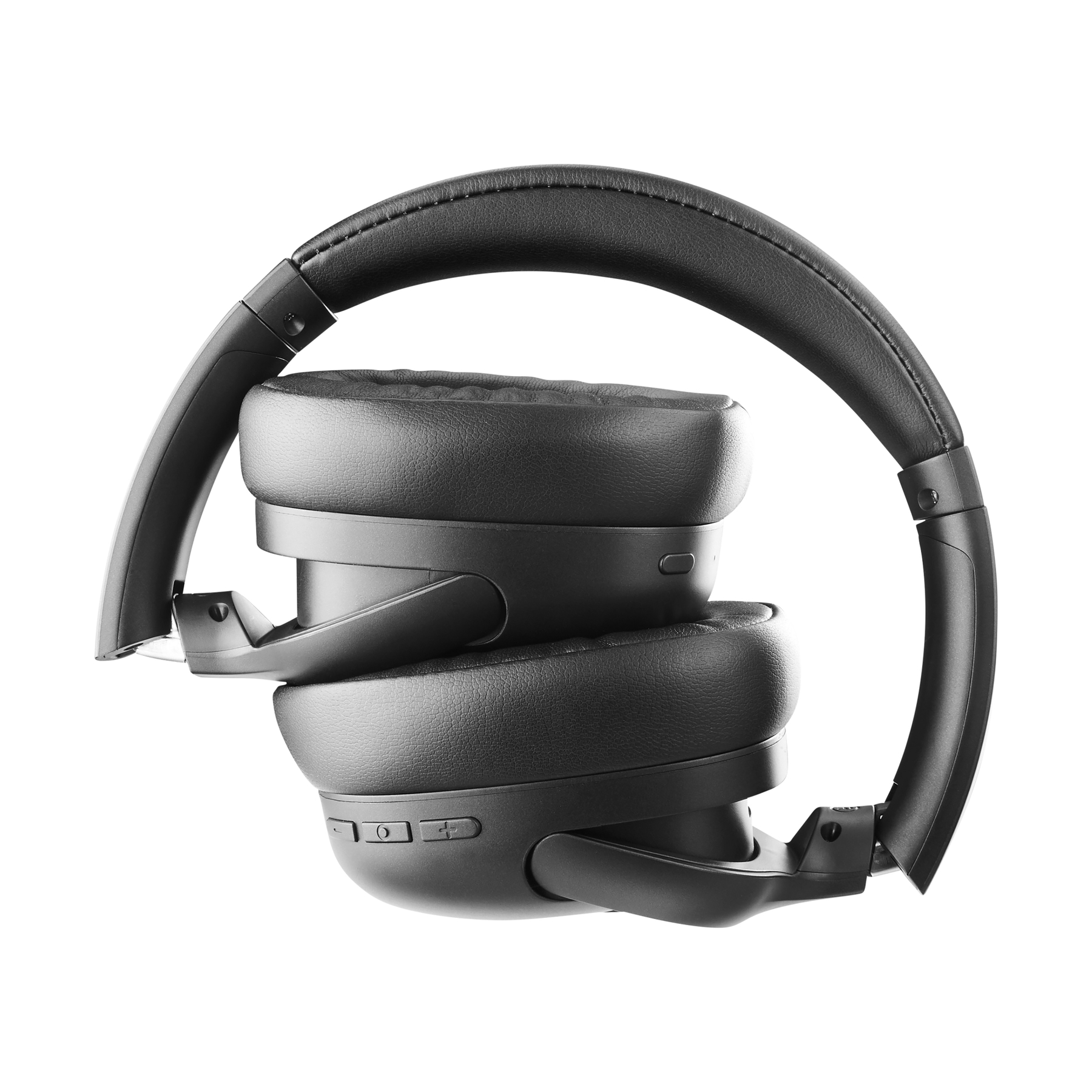 Czarne słuchawki złożone, na białym tle. Widoczne nauszniki i pałąk. Przyciski na nauszniku.