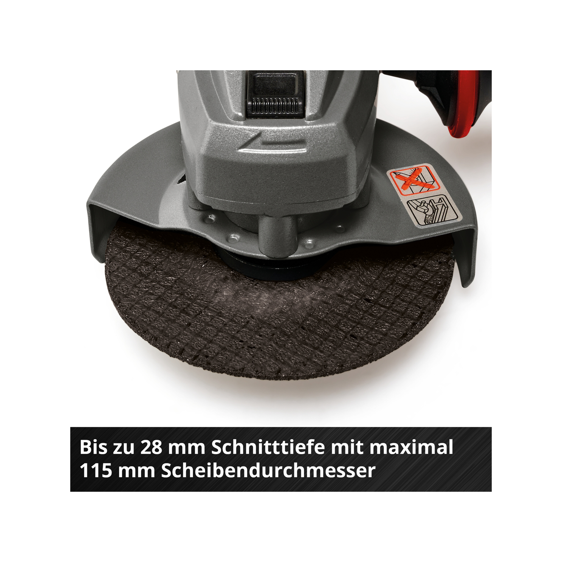 Szlifierka kątowa. Szary korpus, czarna tarcza szlifierska. Zawiera etykietę ostrzegawczą i tekst o głębokości cięcia.