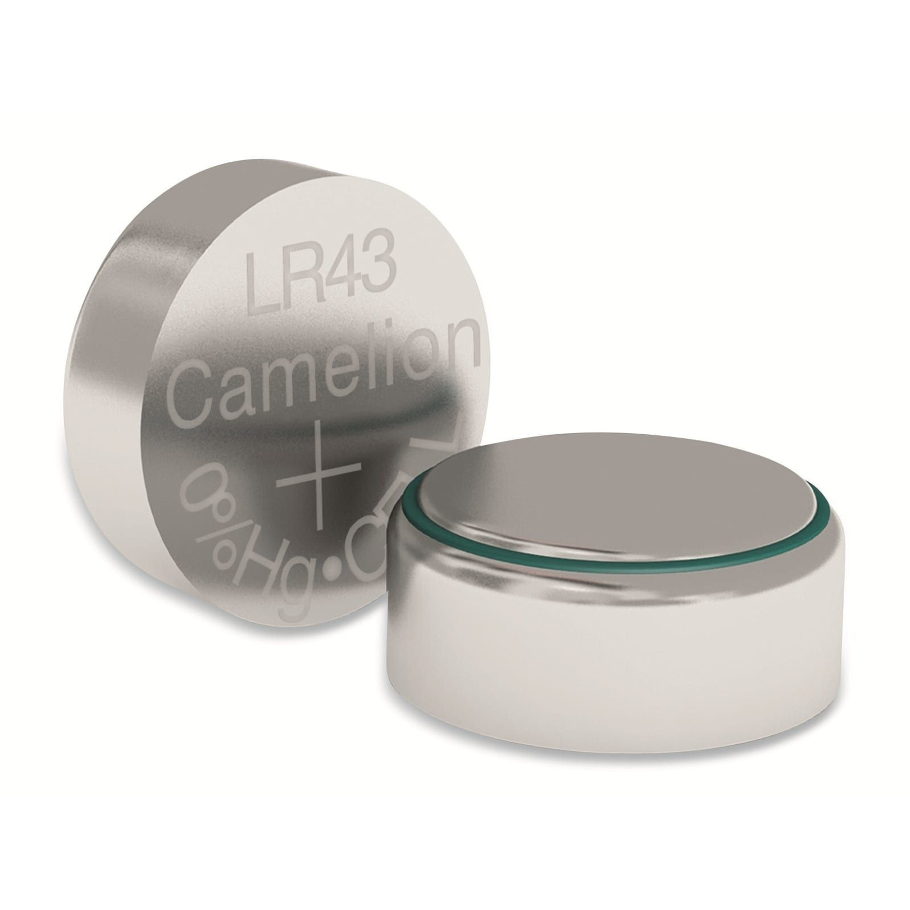 Zwei Knopfzellen. Eine zeigt die Marke 'Camelion' und die Aufschrift 'LR43'. Die andere hat einen grünen Ring.