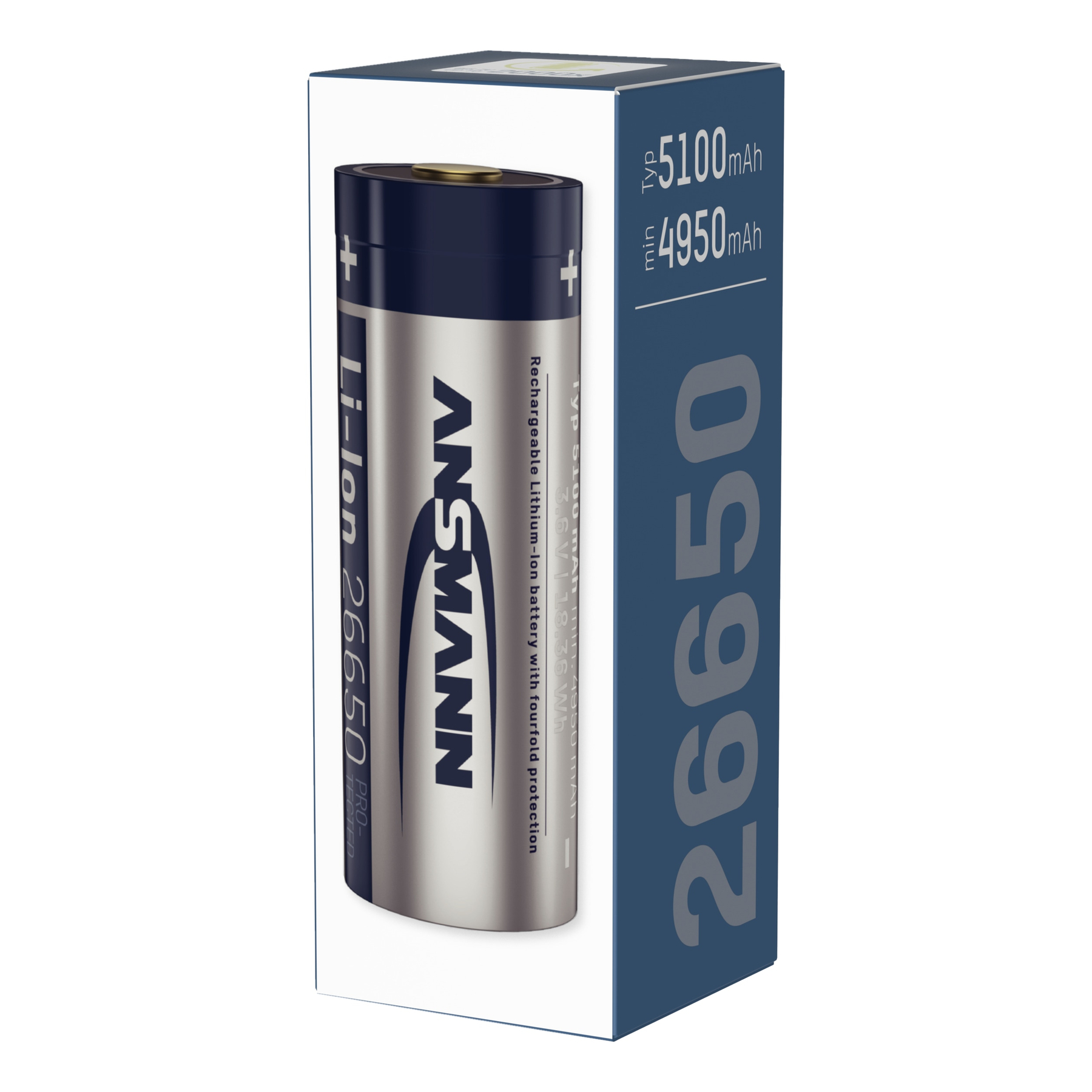Een batterij in een doos. De batterij is cilindrisch, zilver en blauw. De doos is wit en blauw met tekst en cijfers.