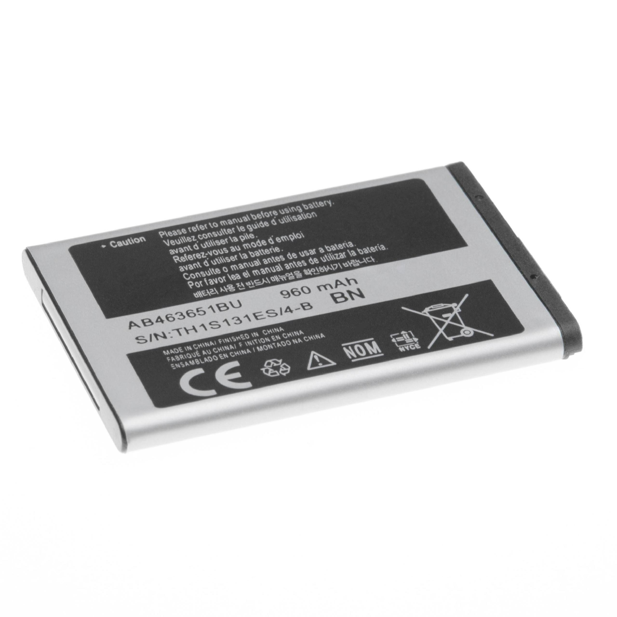 Silberne Telefonbatterie mit schwarzem Text, einschließlich Warnhinweisen, Seriennummer und Batteriekapazität.