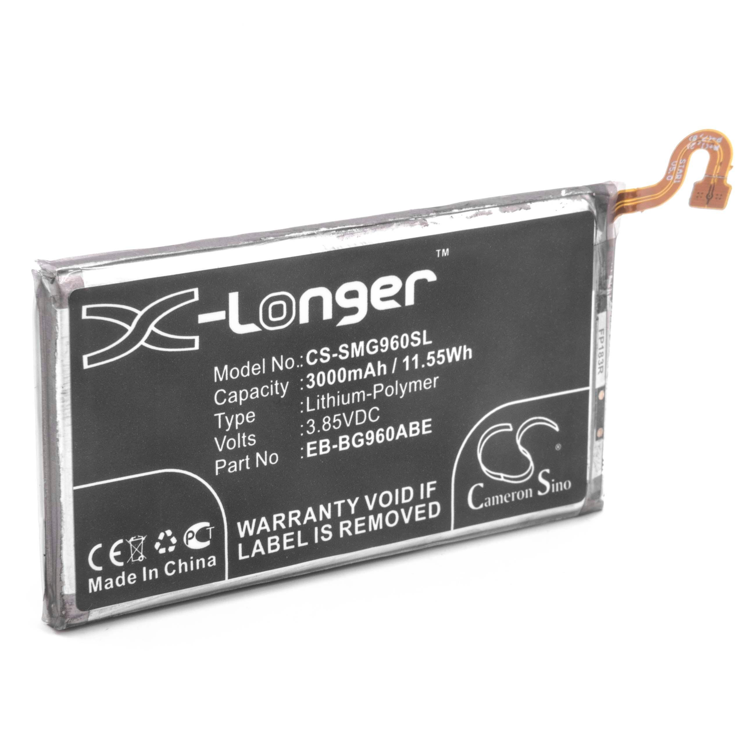 Ein schwarzer Akku mit weißem Text. Er lautet 'X-Longer', Modellnummer, Kapazität, Typ, Volt und Teilenummer.