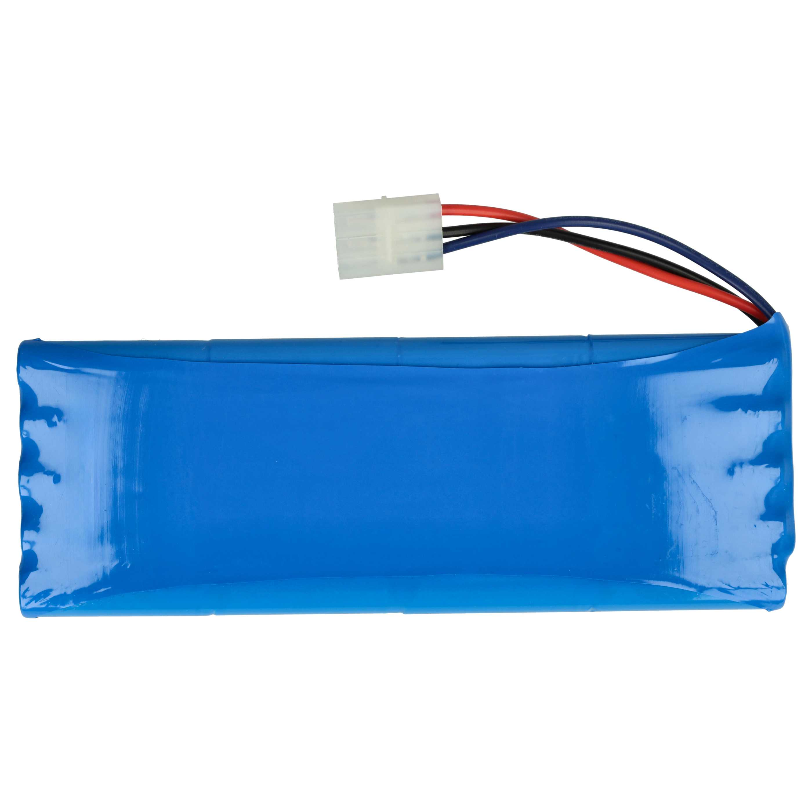 Ein blaues Akku-Pack mit Drähten und einem weißen Stecker auf weißem Hintergrund. Drähte sind schwarz, rot und blau.
