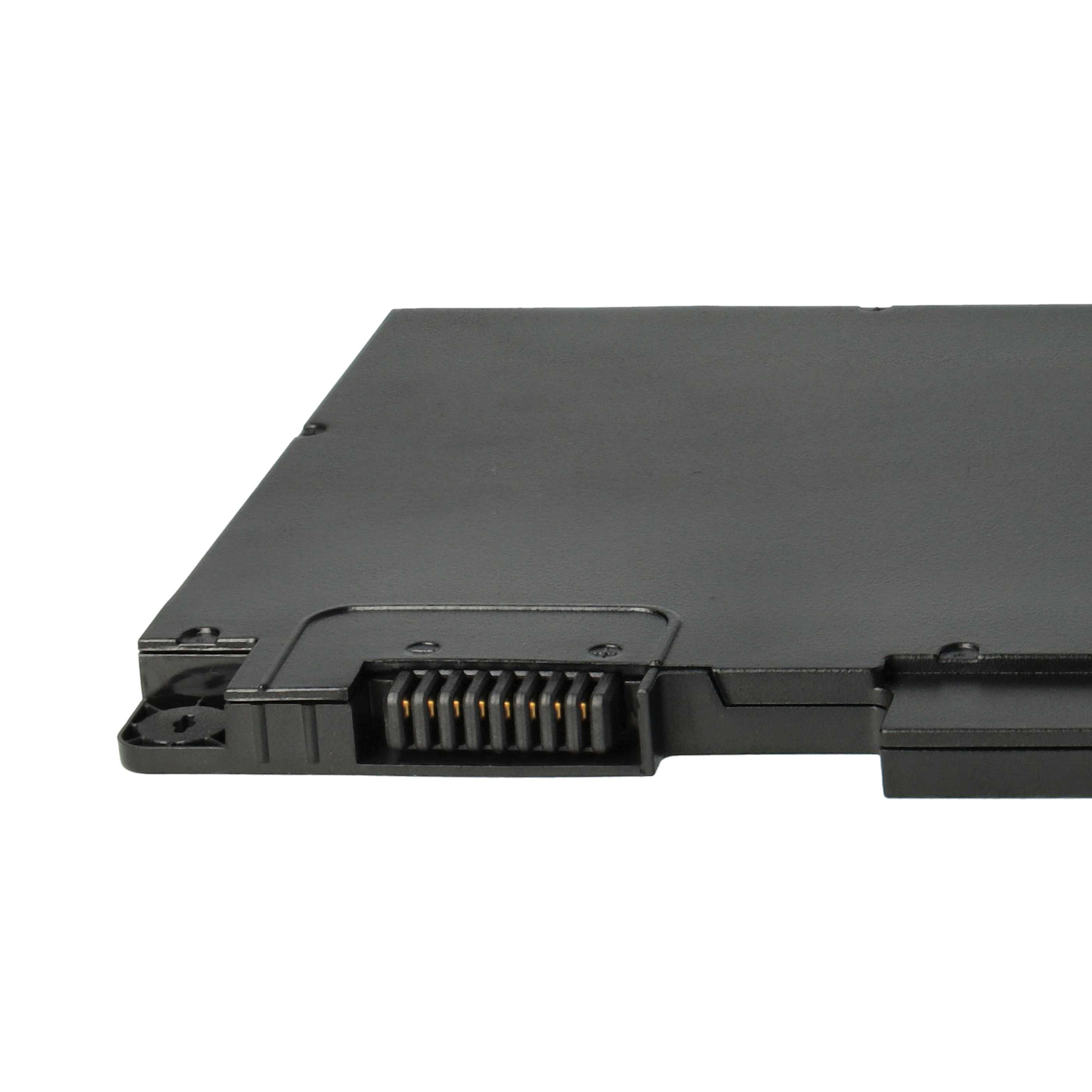 Schwarzer Laptop-Akku mit goldenen Anschlüssen. Er ist vor weißem Hintergrund platziert.