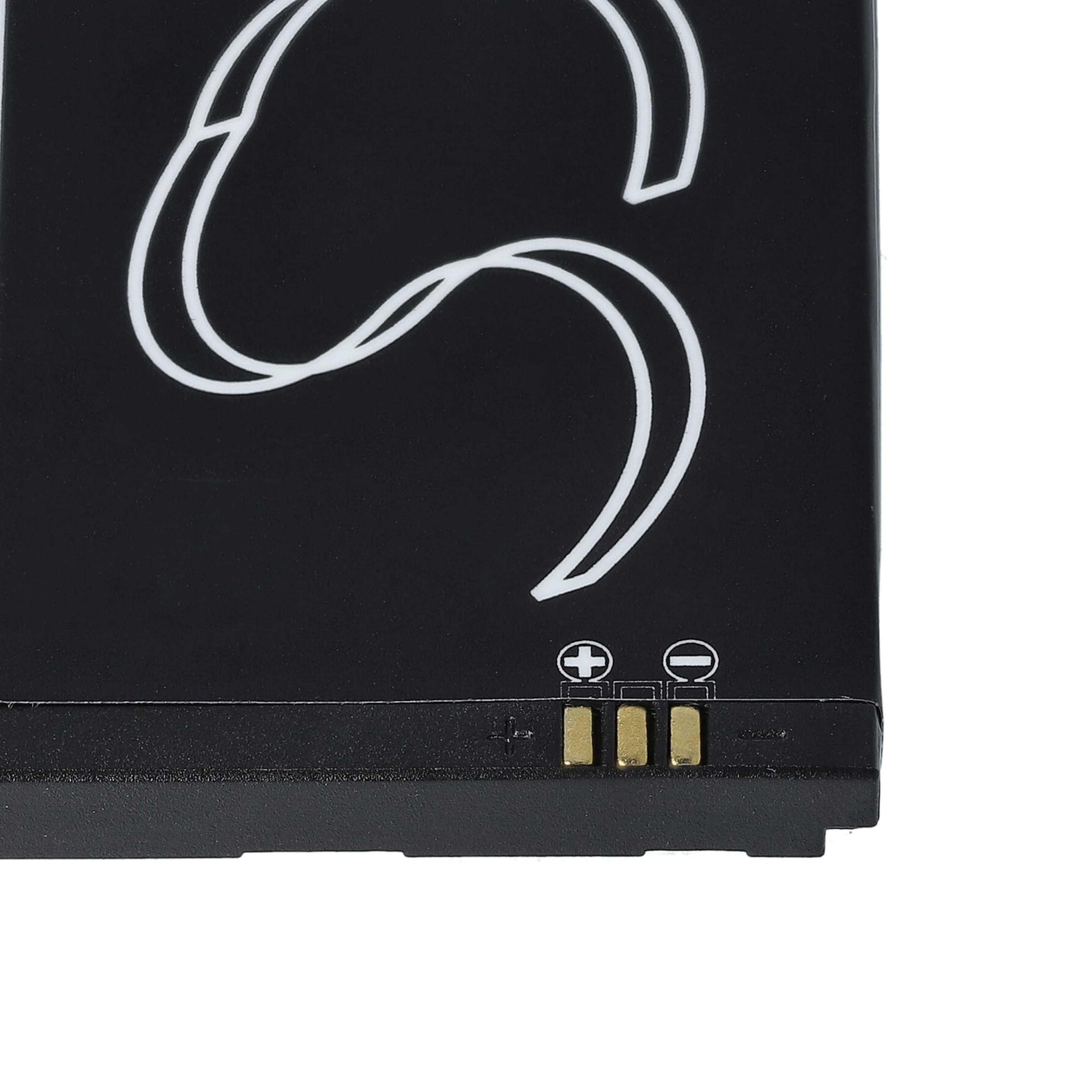 Nahaufnahme einer schwarzen Batterie mit weißen geschwungenen Linien. Sie hat goldene Anschlüsse und ein Plus- und Minuszeichen.