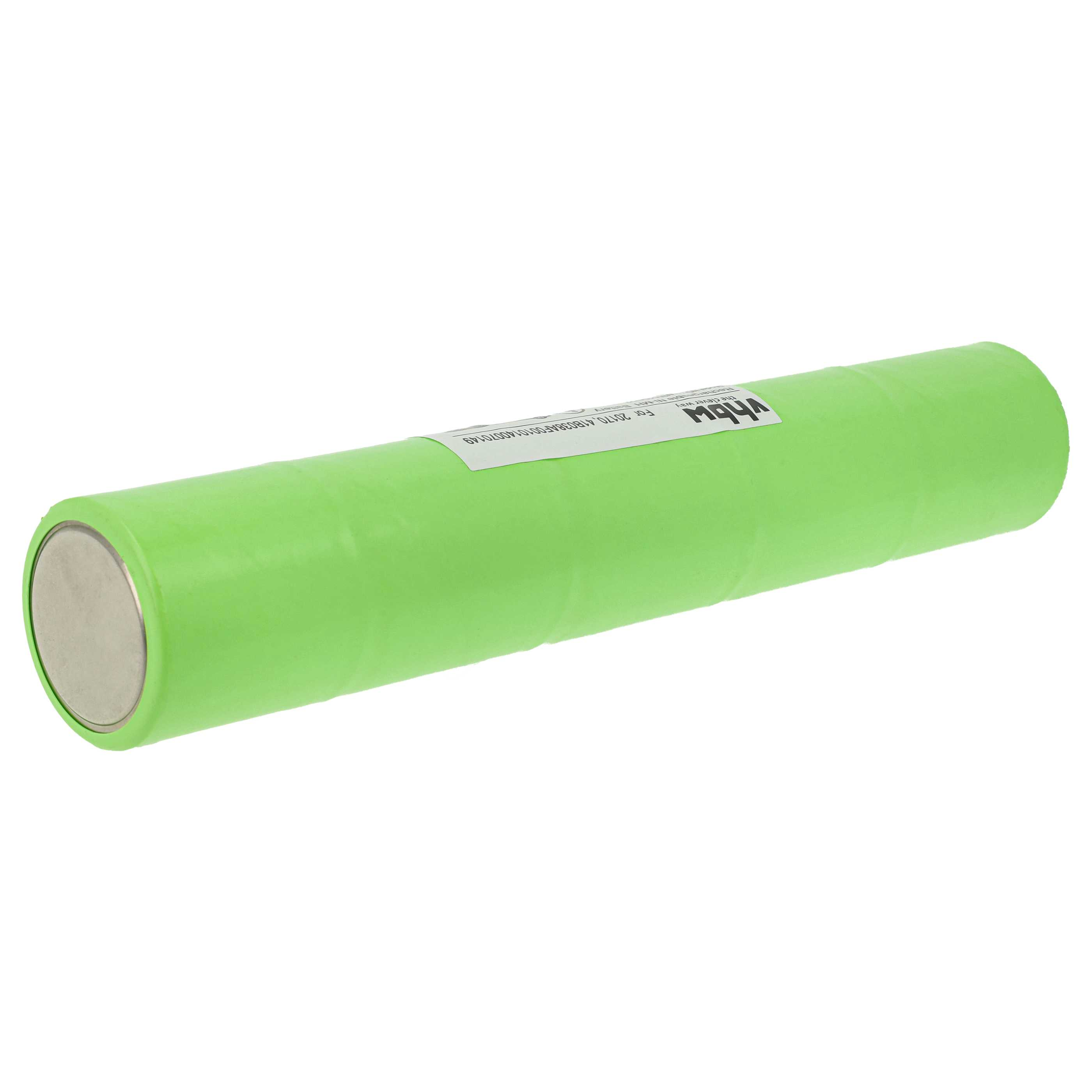 Eine grüne Batterie mit silbernen Enden und einem Etikett auf weißem Hintergrund.