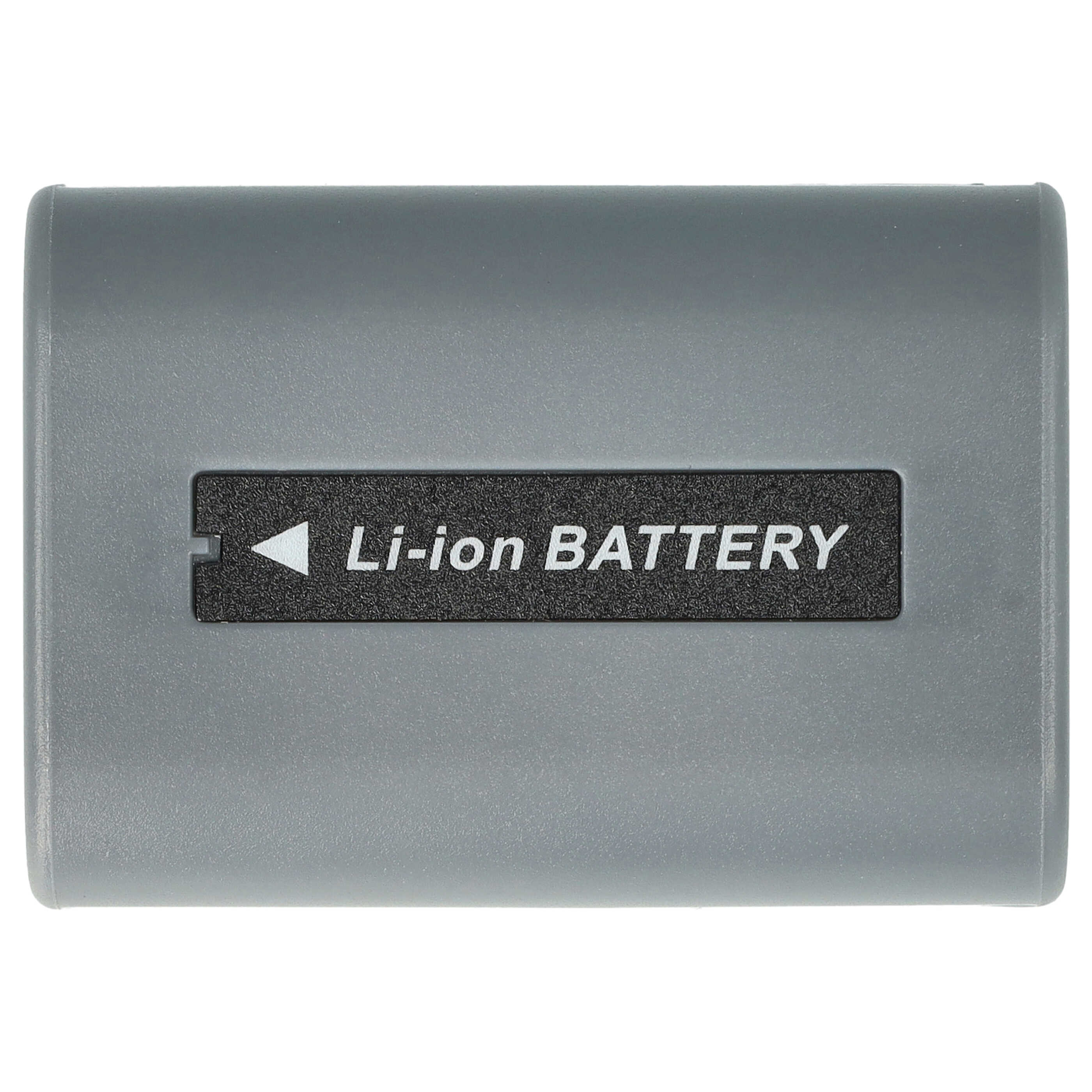 Ein grauer Li-Ionen-Akku mit einem schwarzen Etikett. Das Etikett trägt den weißen Schriftzug 'Li-ion BATTERY' und einen weißen Pfeil.