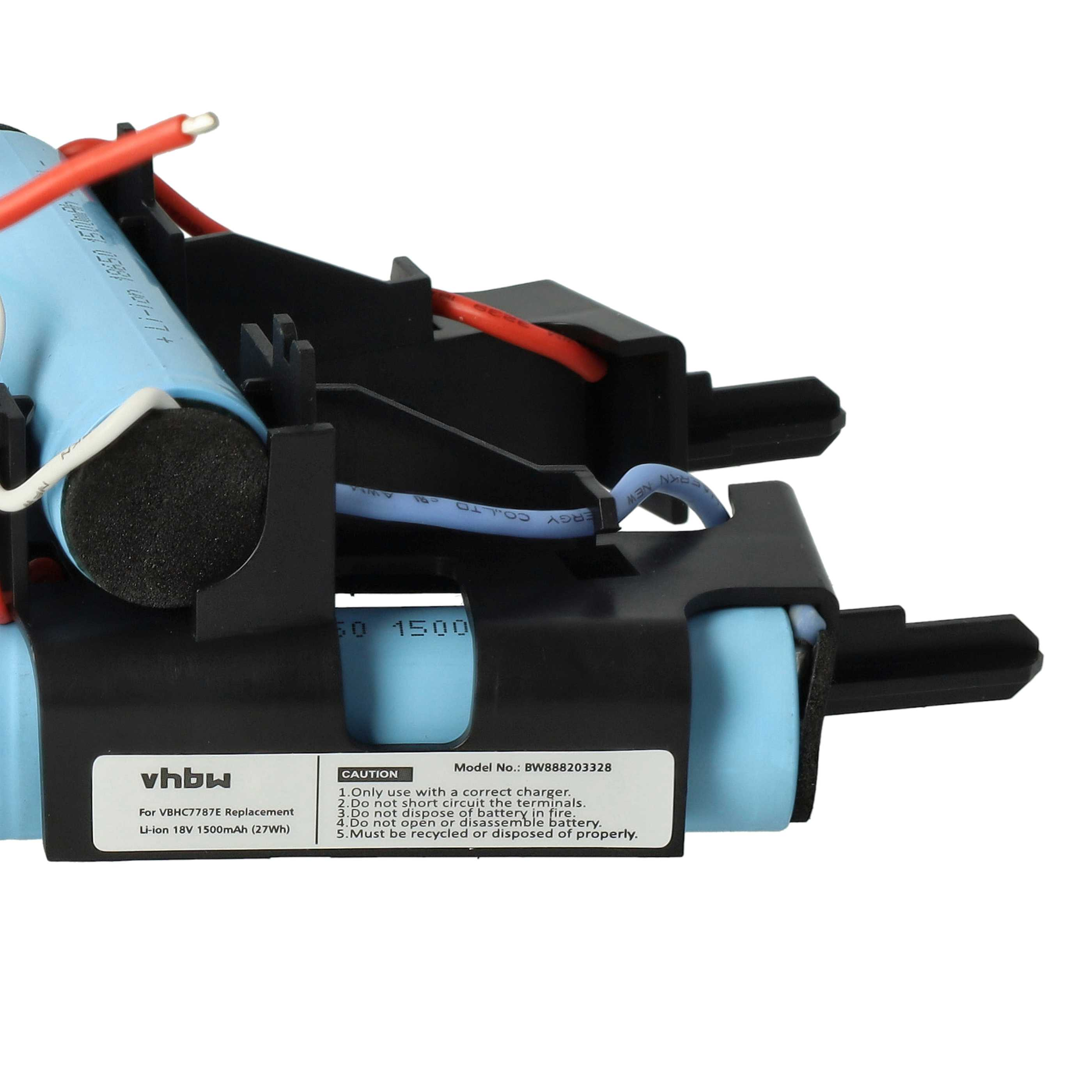 Nahaufnahme einer Batteriebaugruppe mit schwarzem Kunststoffhalter, blauen Batterien und roten und blauen Drähten. Text ist ebenfalls sichtbar.