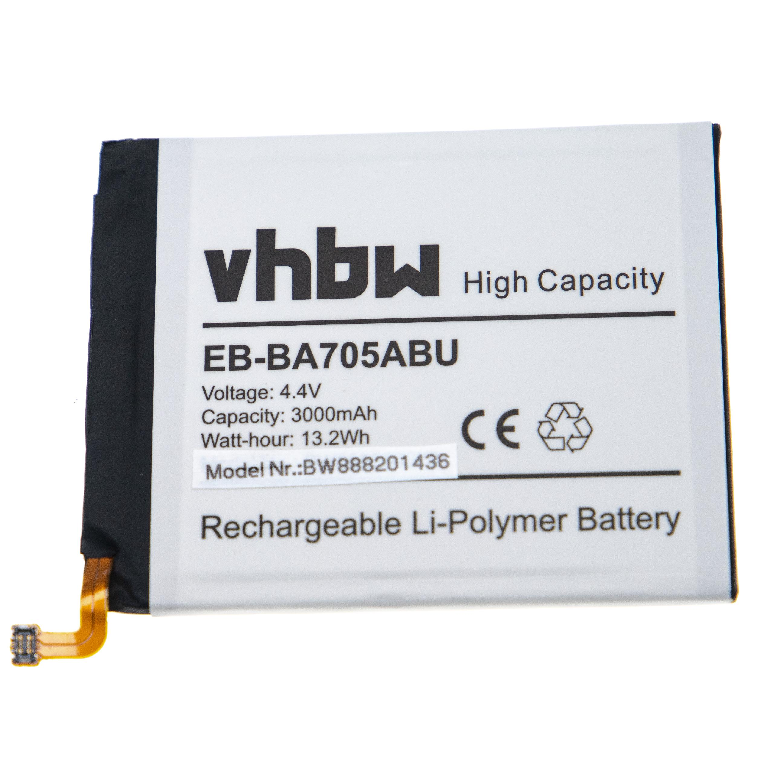 Ein weißer Akku mit schwarzen Rändern. Text enthält 'vhbw', 'EB-BA705ABU' und 'Rechargeable Li-Polymer Battery'. Ein goldener Stecker ist sichtbar.