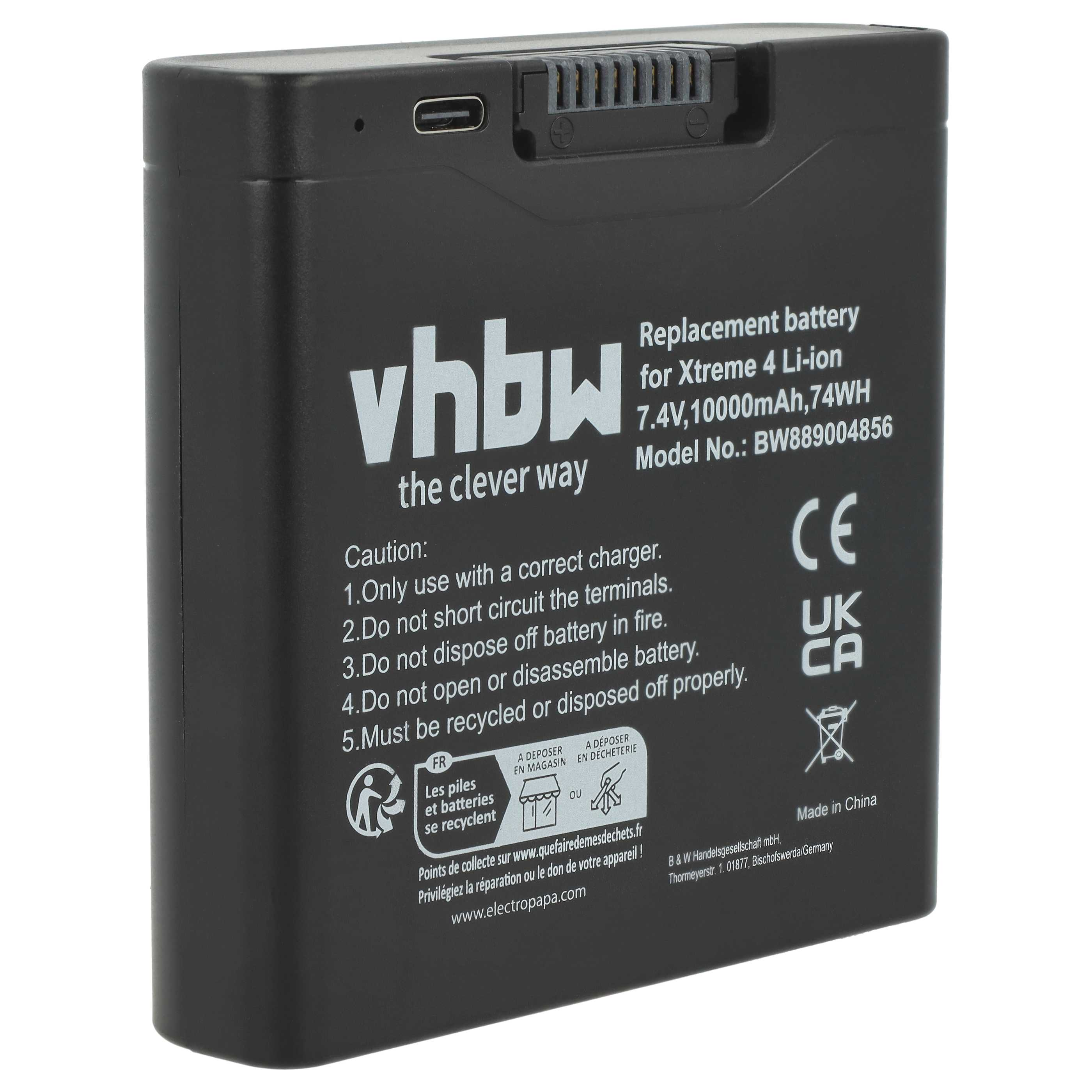 Schwarzer rechteckiger Akku mit Text, USB-Anschluss und Recyclingsymbolen. Markenname 'vhbw' und Spezifikationen sichtbar.
