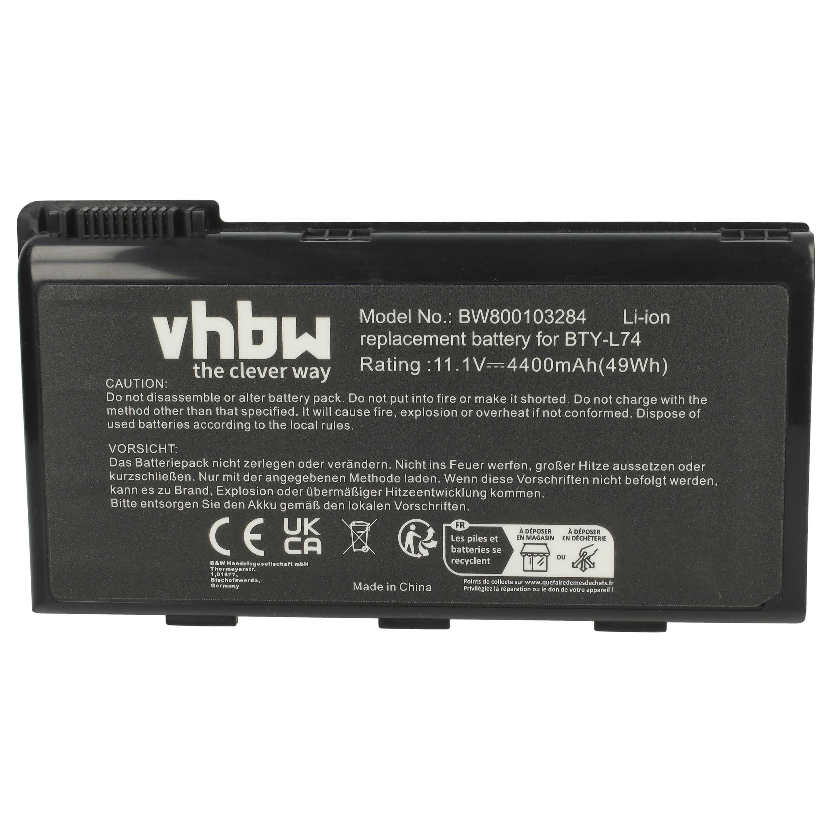 Ein schwarzes Batteriepack mit weißem Text und Warnhinweisen. Enthält Recyclinganweisungen und Markeninformationen.