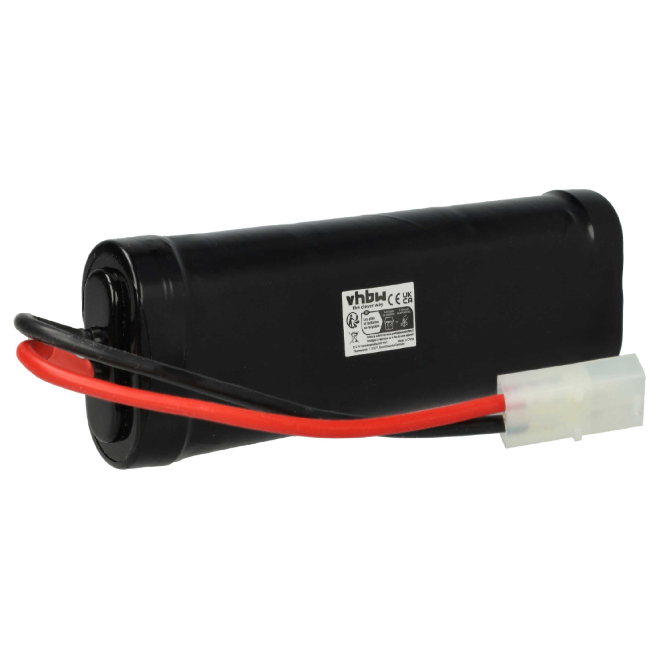 Ein schwarzer Akku mit roten und schwarzen Drähten und einem weißen Stecker. Es hat ein Etikett.