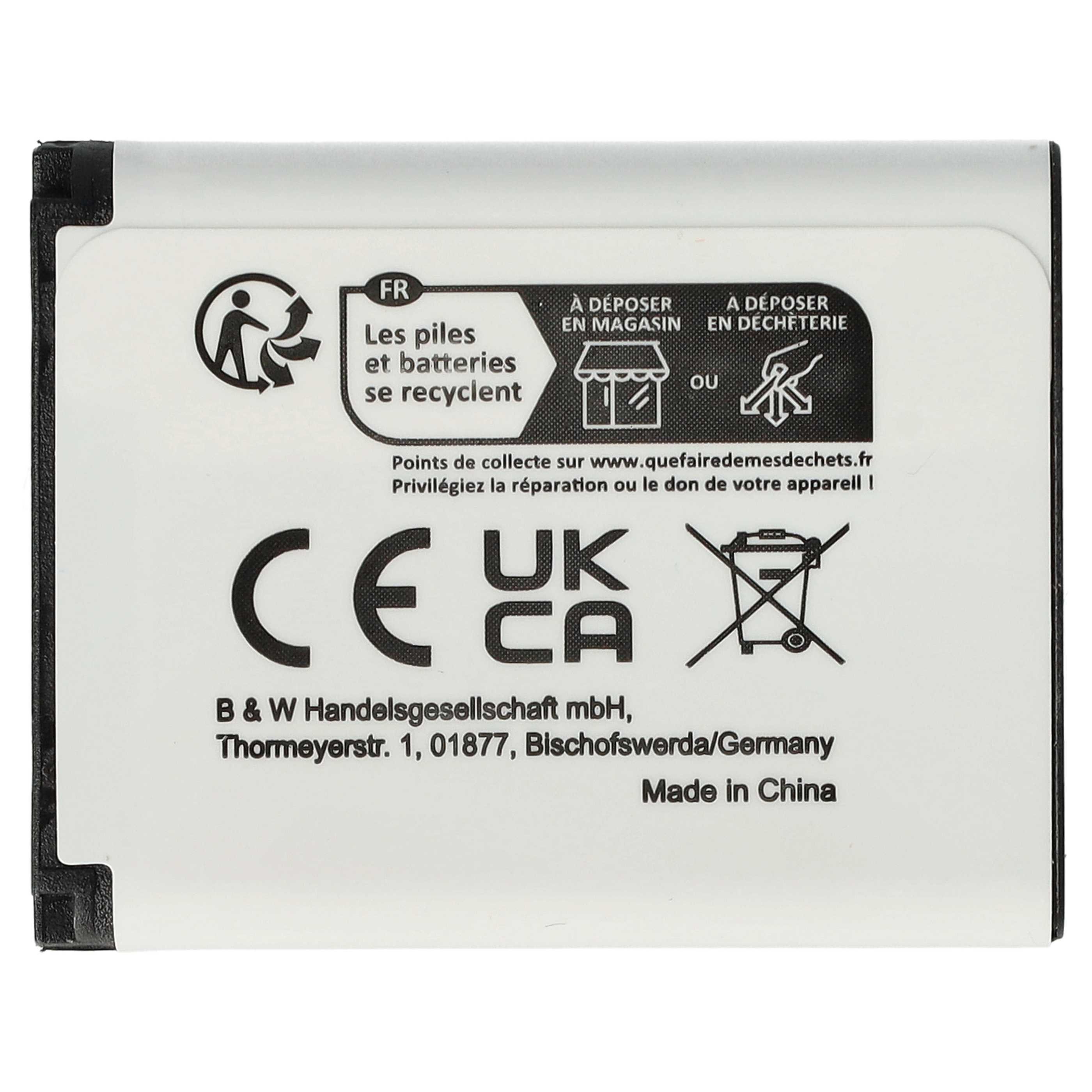 Akku mit Recycling-Symbolen und französischem Text. Es hat ein CE-Zeichen und sagt Made in China.