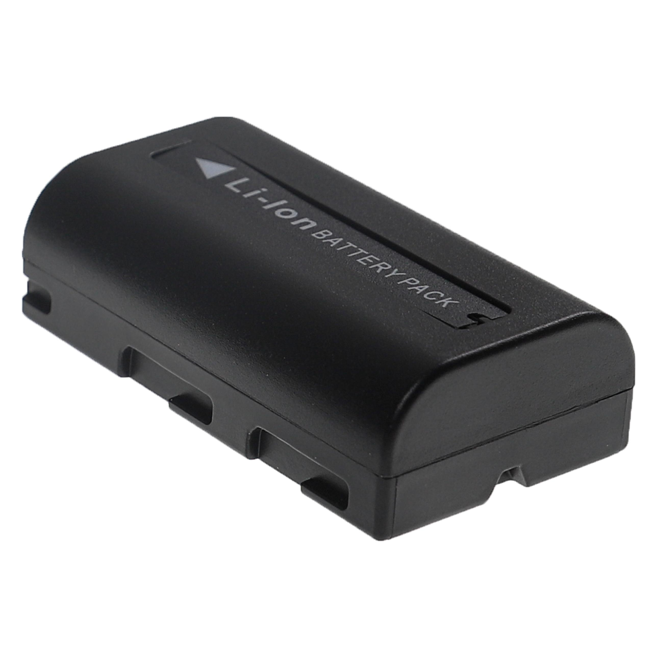 Ein schwarzer Li-Ionen-Akkupack, rechteckig mit abgerundeten Kanten, vor weißem Hintergrund. Der Text "Li-ion BATTERY PACK" ist sichtbar.