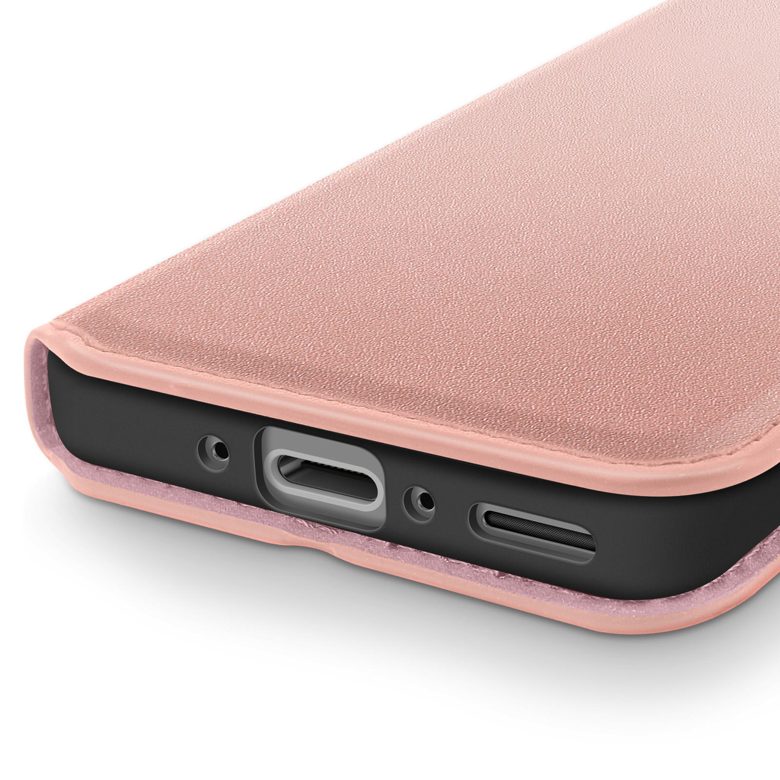 Primer plano de una funda de teléfono. Cubierta texturizada rosa claro, interior negro y puerto de carga visibles.