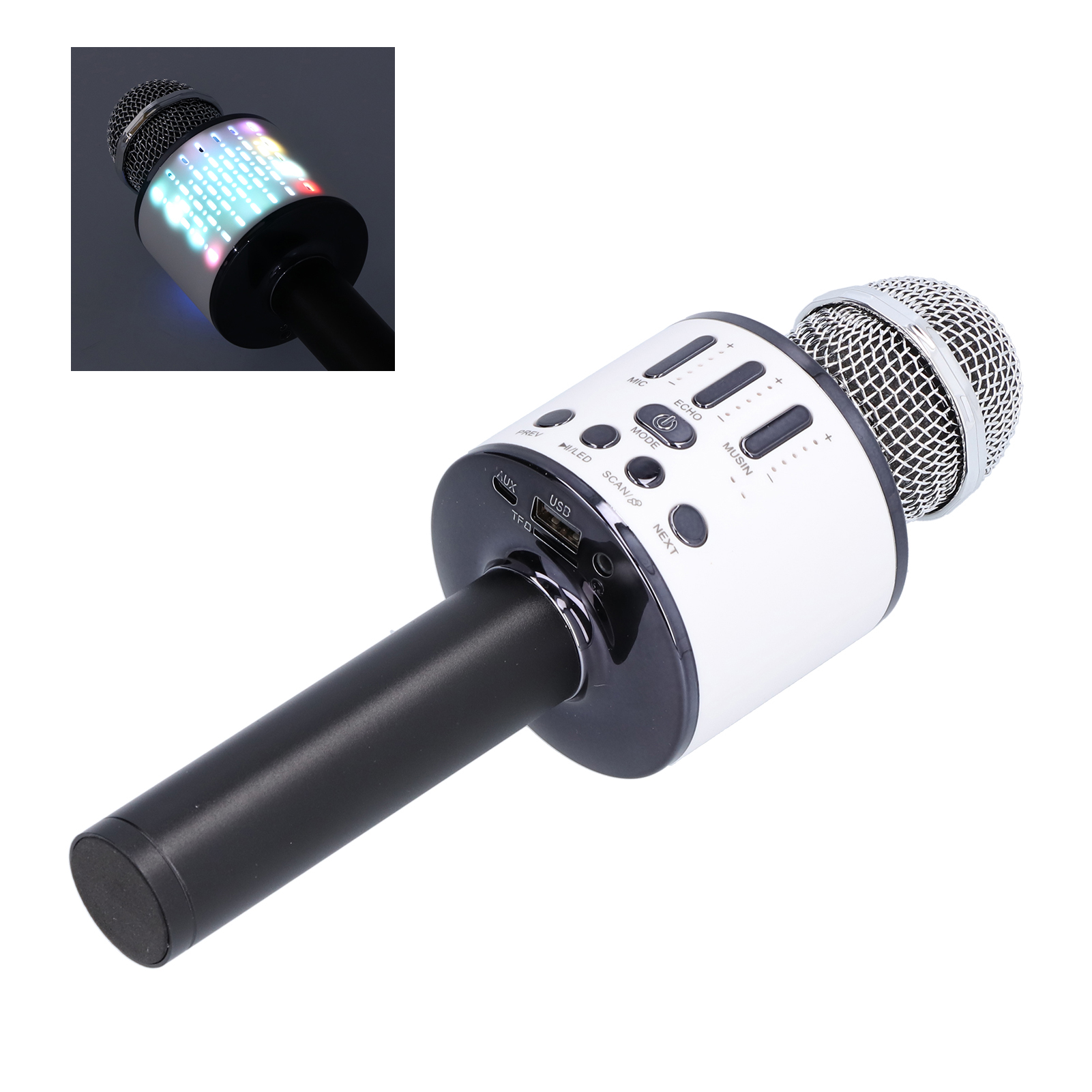 Un microfono bianco e nero con una testa a rete metallica. Ha pulsanti e una porta USB.