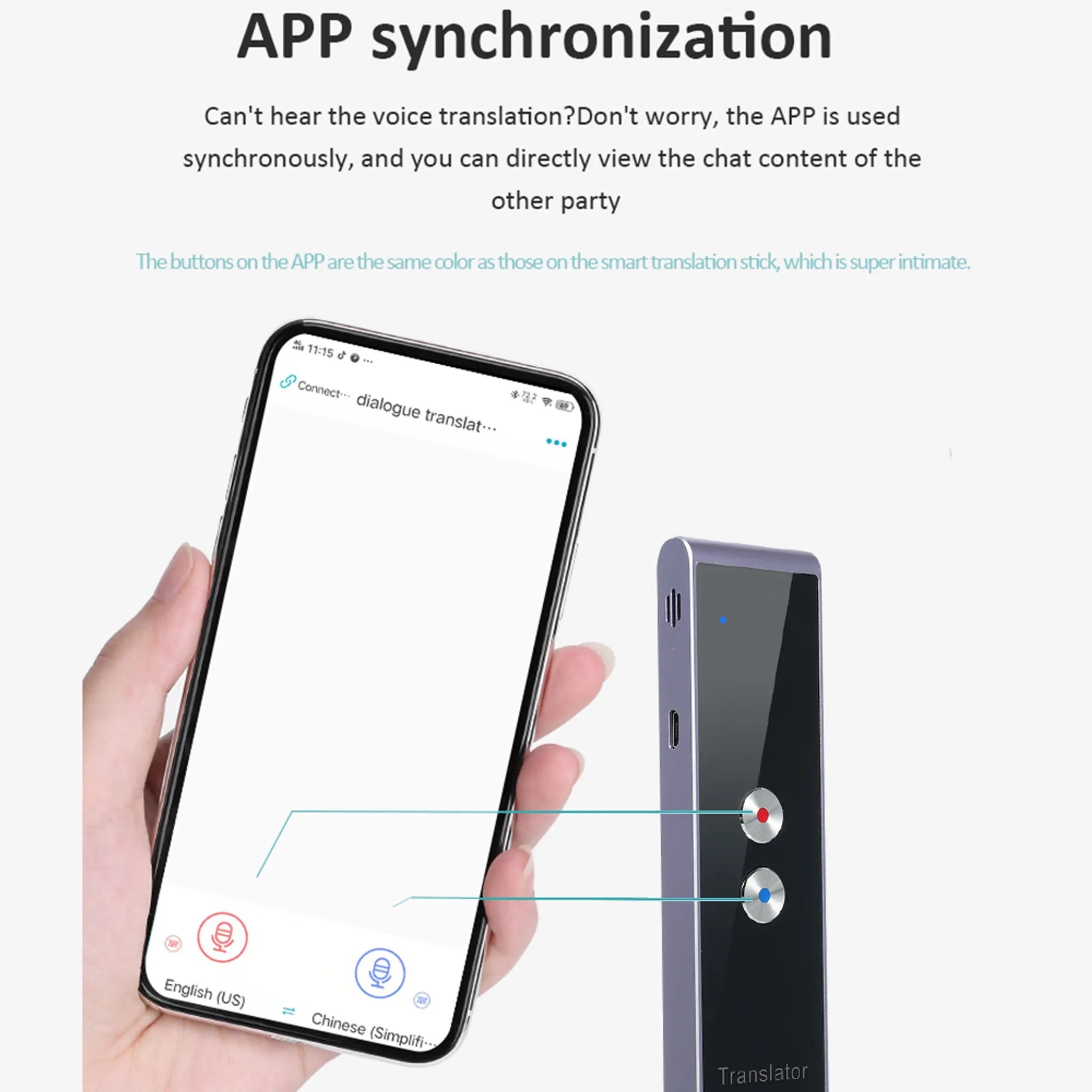 Eine Hand, die ein Telefon mit einer App hält. Daneben befindet sich ein Übersetzergerät. App & Gerät haben ähnliche Knöpfe.