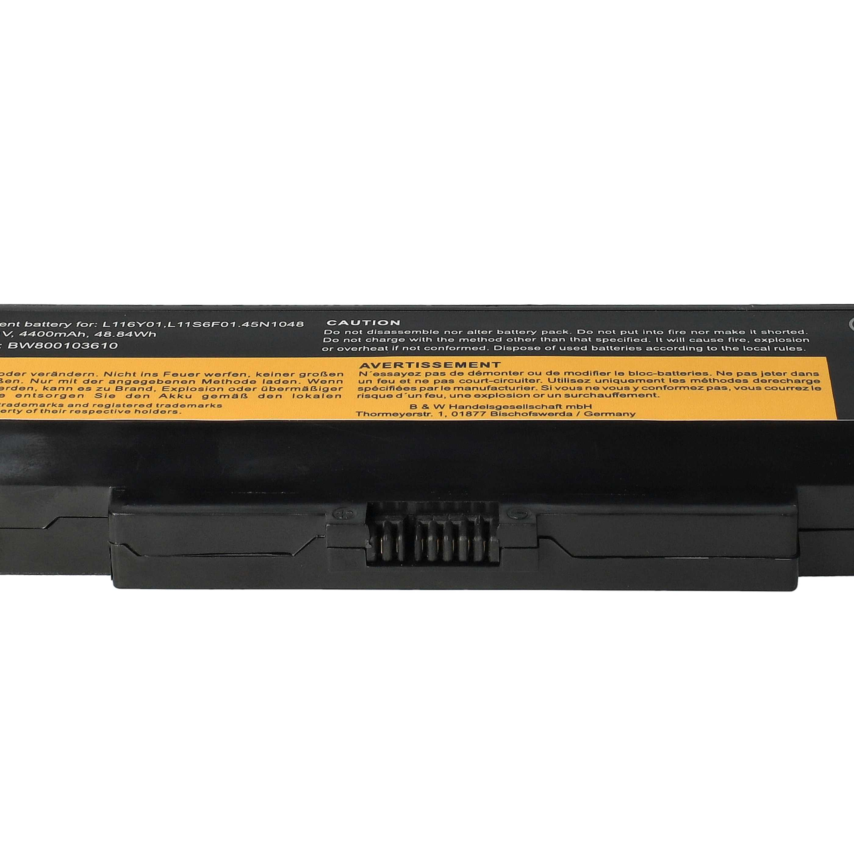 Batteriepack mit Sicherheitshinweisen. Schwarze Rechteckform mit Text. Vorsicht und Avertissement sind sichtbar.
