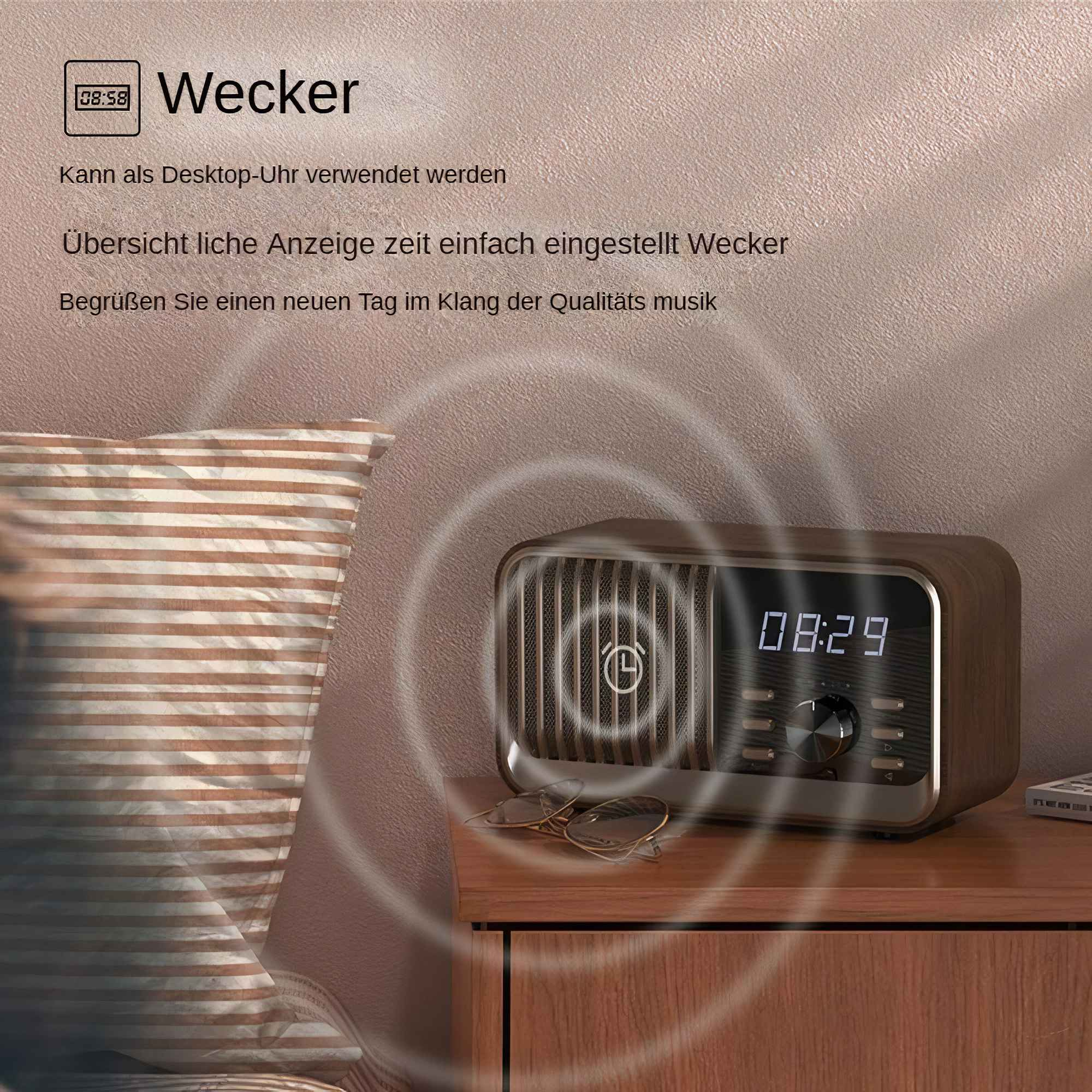 Ein hölzerner Wecker zeigt 08:29 an. Er steht auf einem Nachttisch aus Holz, davor eine Brille und im Hintergrund ein Kissen.