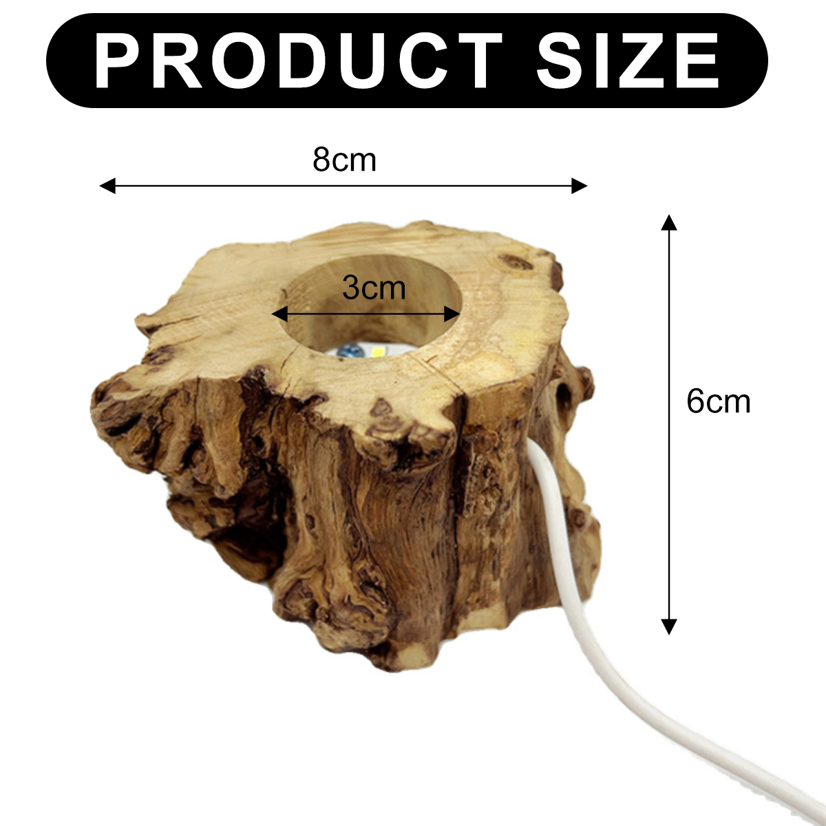 Ein Holzprodukt mit Loch wird gezeigt. Abmessungen sind angegeben: 8 cm Breite, 6 cm Höhe und ein 3 cm Loch. Ein weißes Kabel ist sichtbar.