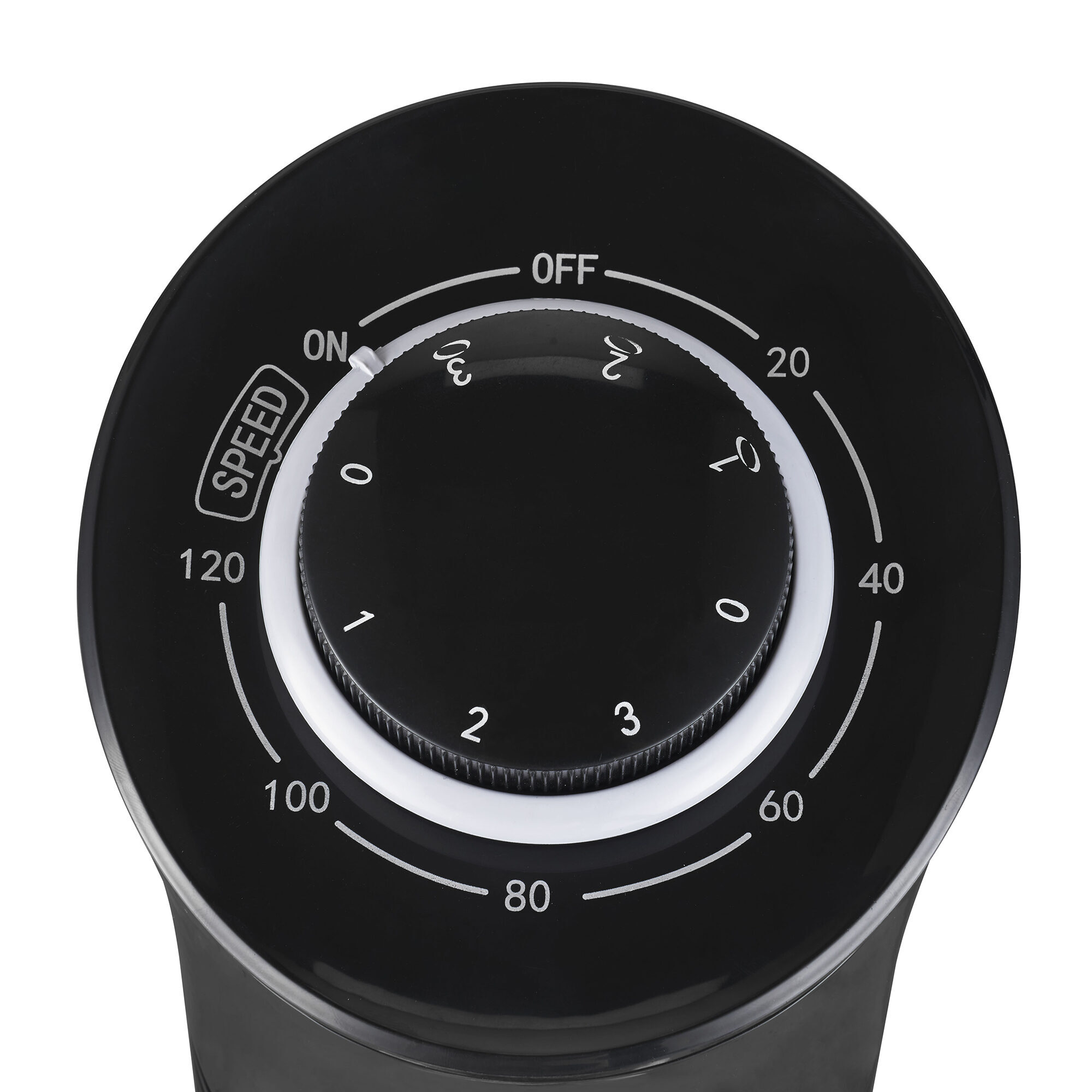 Primer plano de una perilla de control negra con marcas blancas. Indica ajustes de velocidad de 0 a 120 y 'OFF'.