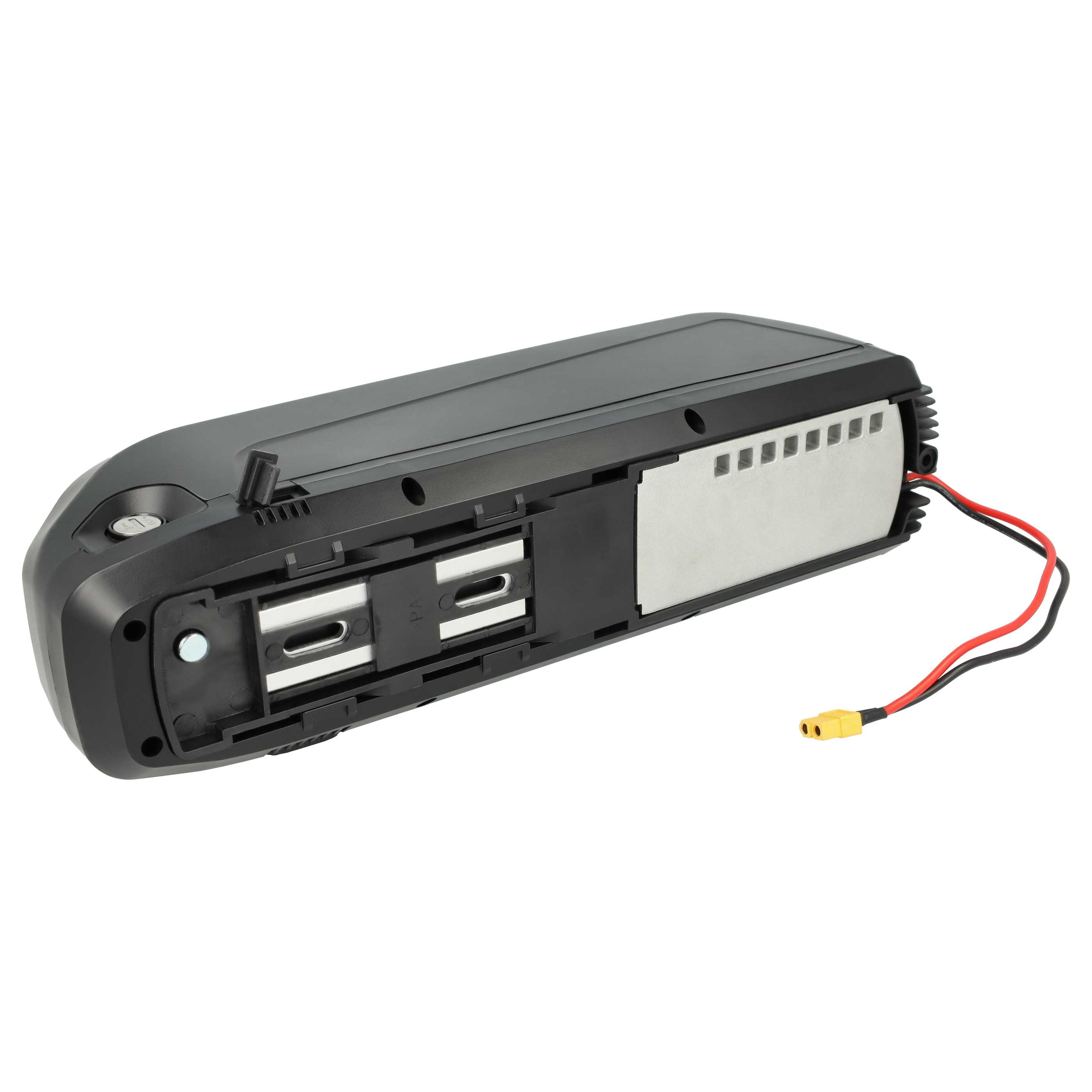 Schwarzer rechteckiger E-Bike-Akku mit silbernen Details, schwarz-roten Kabeln und gelbem Stecker vor weißem Hintergrund.