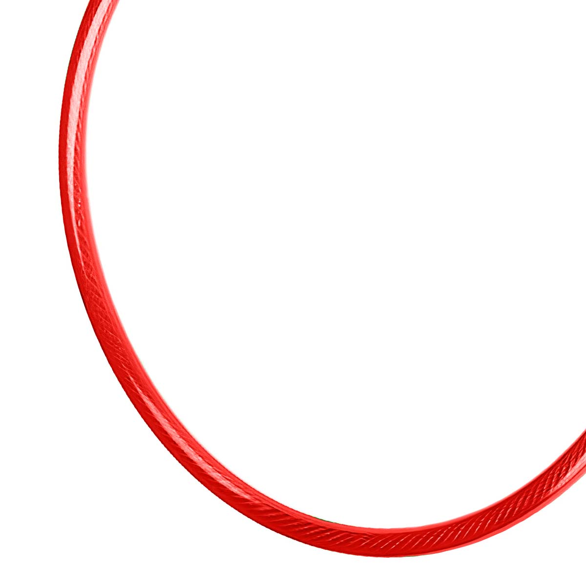 Nahaufnahme eines gebogenen, roten Kabels vor weißem Hintergrund. Das Kabel hat eine strukturierte Oberfläche.