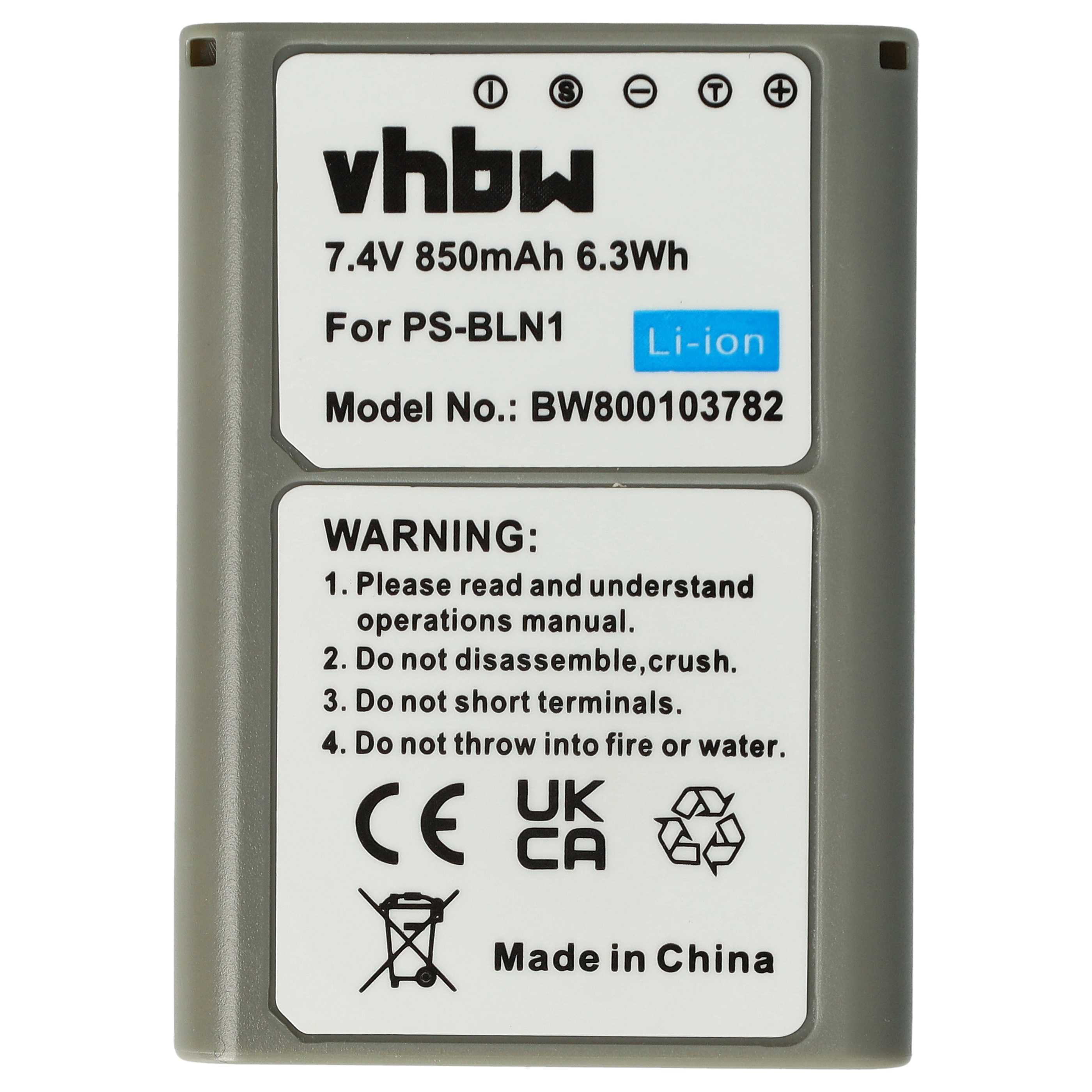 Grauer Akku mit weißem Etikett. Text enthält 'vhbw', '7,4V', 'Li-ion' und Warnhinweise. Der Text 'Made in China' ist sichtbar.
