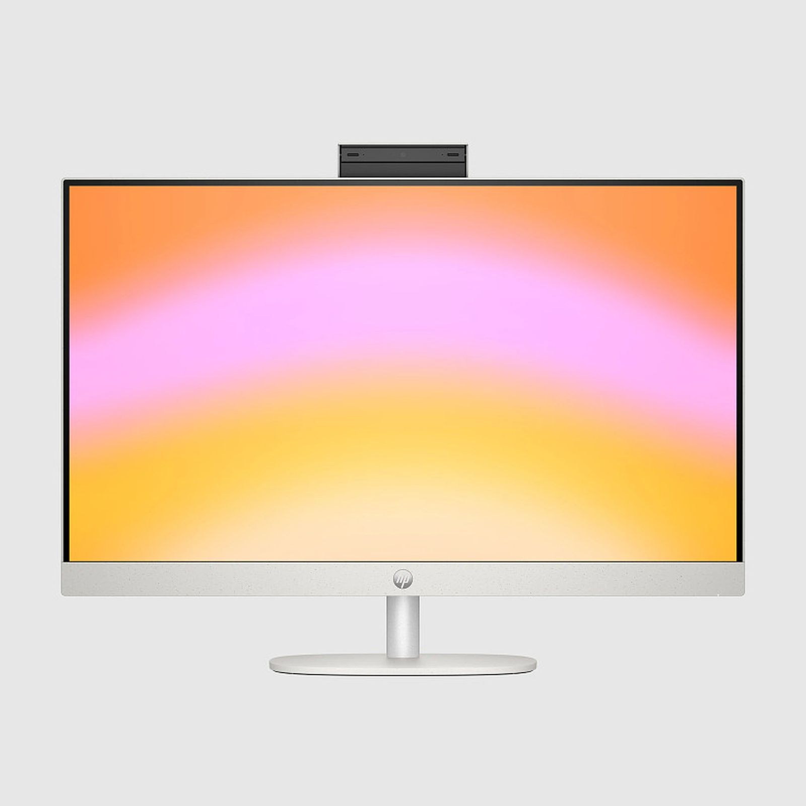Komputer HP all-in-one. Ekran wyświetla gradient pomarańczowy, różowy i żółty. Biała podstawka i podstawa. Czarna kamera internetowa na górze.