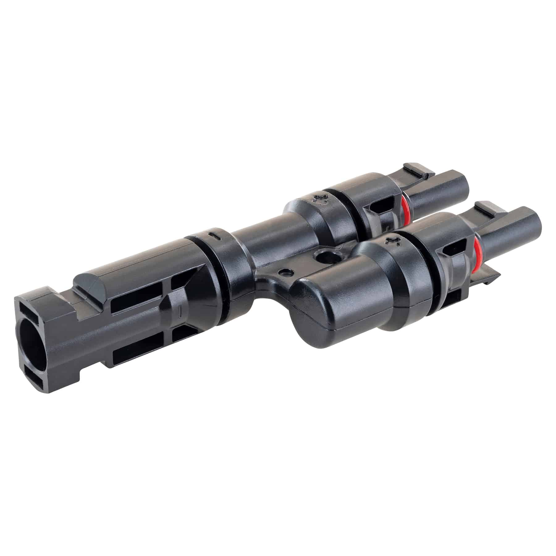Ein schwarzer Stecker mit zwei Teilen. Jeder Teil hat einen roten Ring. Der Hintergrund ist weiß.