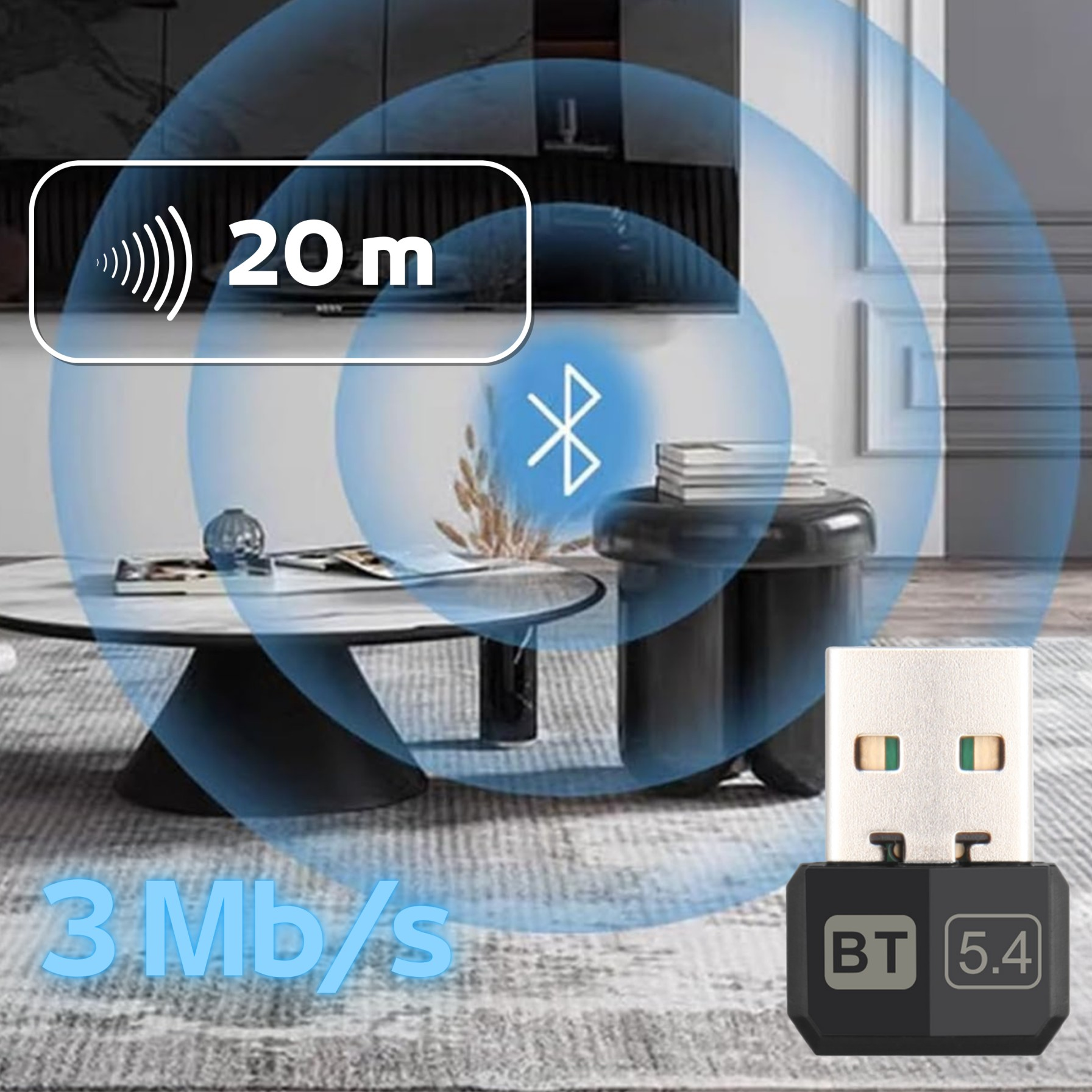 Pokazano adapter Bluetooth USB o zasięgu 20 m i prędkości 3 Mb/s. W tle salon z stołem.