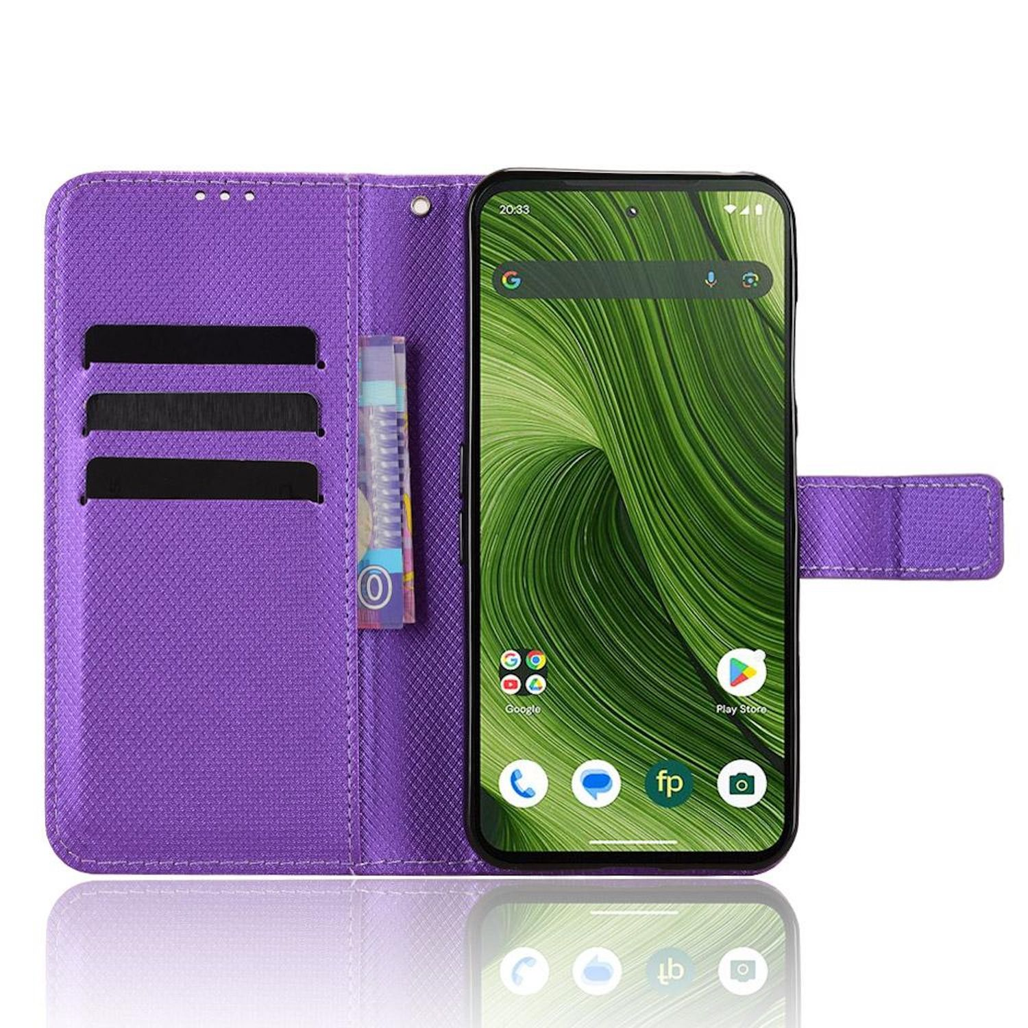 Lila Handyhülle offen mit Handy, das grün gemusterte Tapete zeigt. Schwarze Kartenfächer und etwas Geld sind sichtbar.