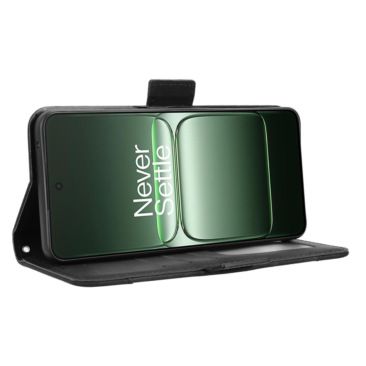 Ein Smartphone in einer schwarzen Hülle wird angezeigt. Der Bildschirm ist grün mit den Worten "Never Settle". Die Hülle ist offen.