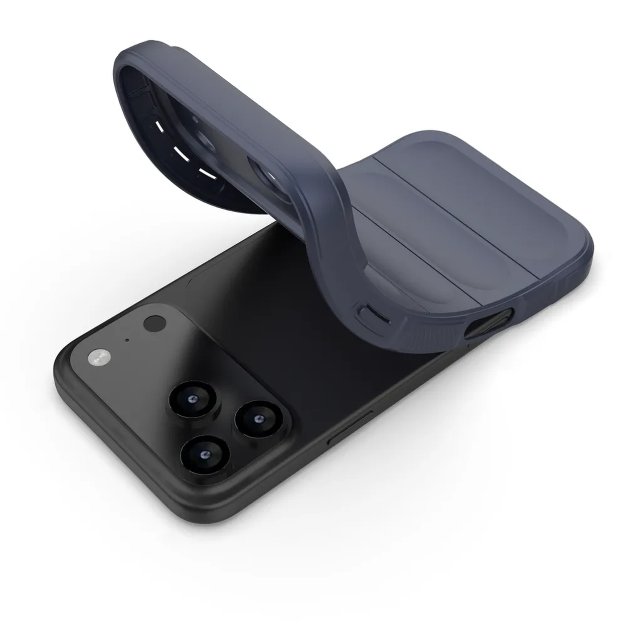 Zwarte smartphone met een donkerblauwe hoes. De hoes is gedeeltelijk opgetild en onthult de cameralenzen van de telefoon. Witte achtergrond.