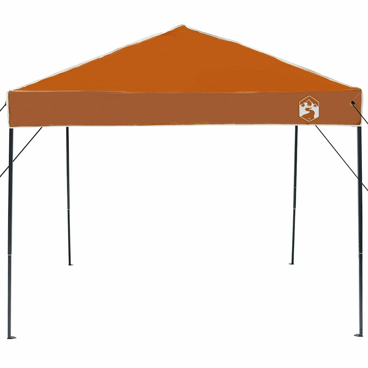 Ein orangefarbenes und braunes Zelt mit schwarzen Stangen, vor weißem Hintergrund. Das Zelt hat ein Logo an der Seite.