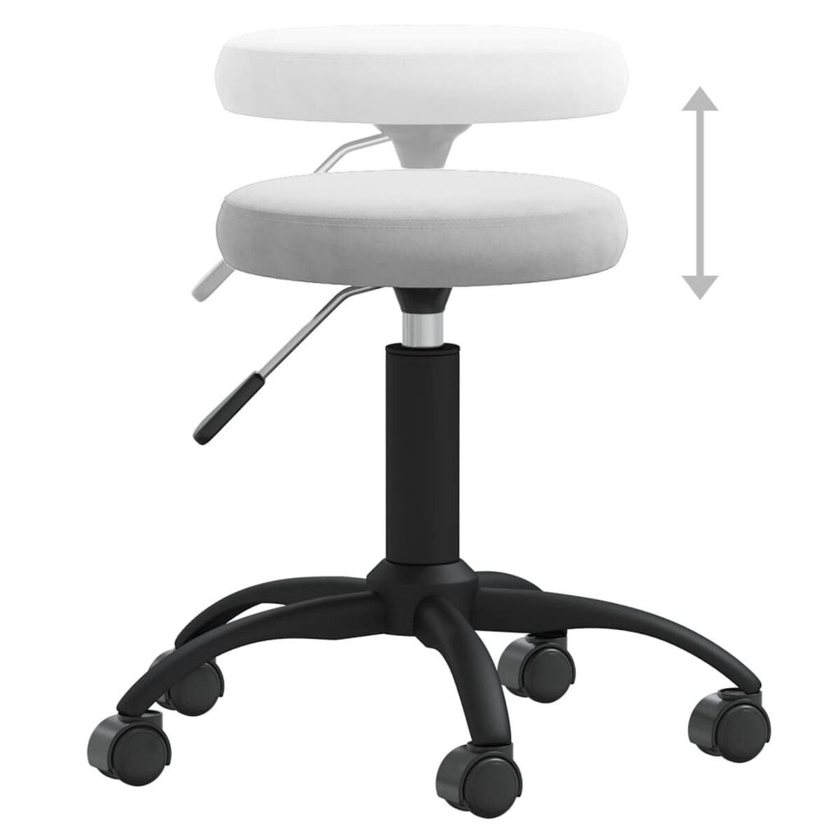 Un taburete de oficina ajustable en altura. Tiene una base negra con ruedas y un soporte vertical negro. El asiento es redondo, gris claro.
