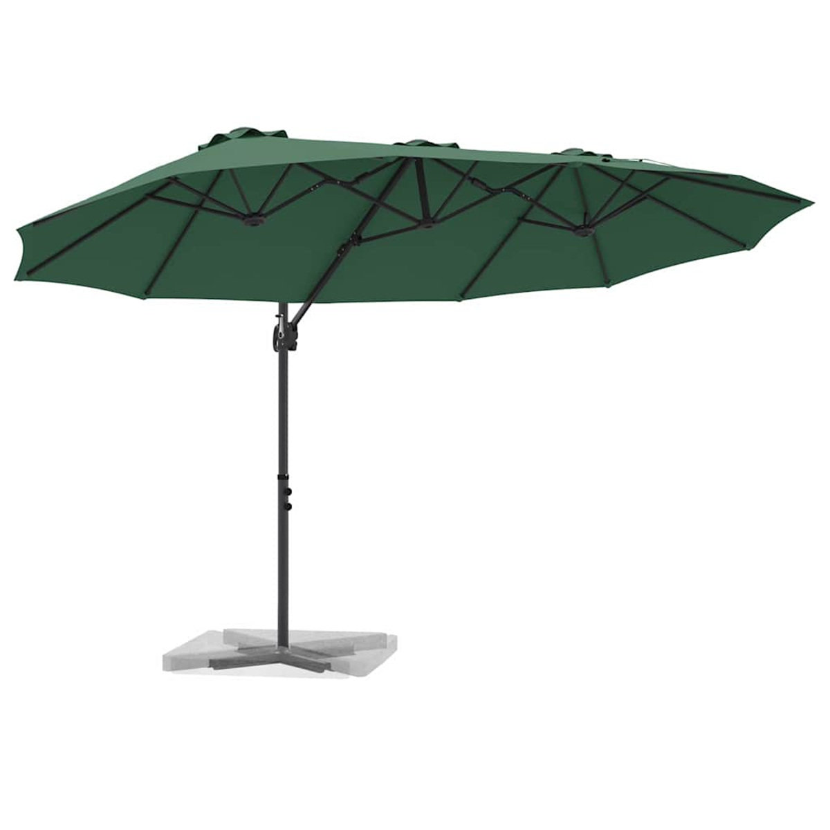 Un ombrellone da patio verde a doppia faccia. Ha un palo e un telaio neri e una base quadrata. Lo sfondo è bianco.