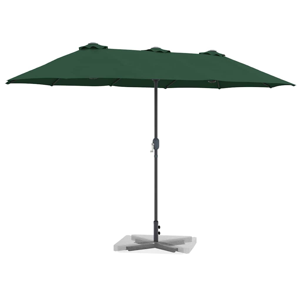 Un ombrellone verde rettangolare è aperto. Un palo scuro sostiene l'ombrellone, appoggiato su una base. Lo sfondo è bianco.