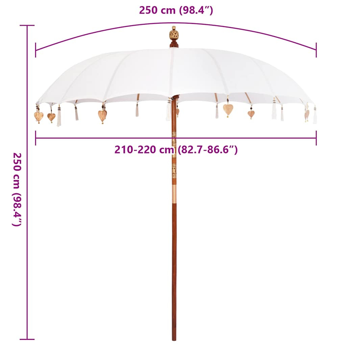 Un ombrello balinese bianco con asta in legno. Le misure in centimetri e pollici sono annotate. Ci sono nappe decorative.
