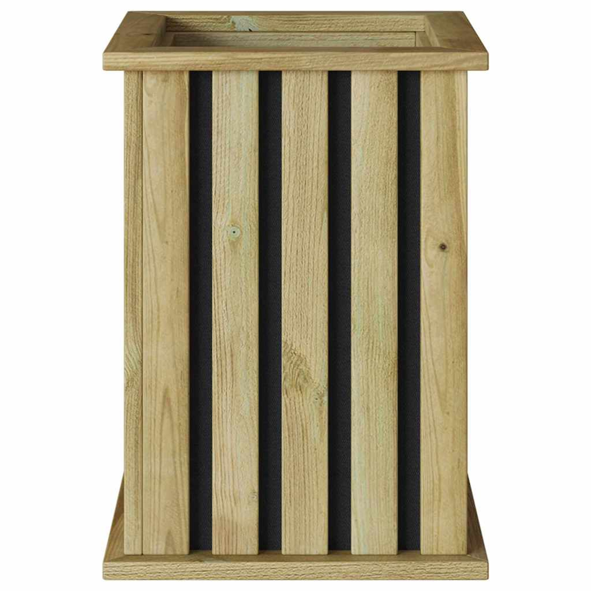 Holz-Pflanzkasten mit vertikalen Holzlatten und schwarzem Stoff dazwischen. Der Pflanzkasten ist rechteckig.