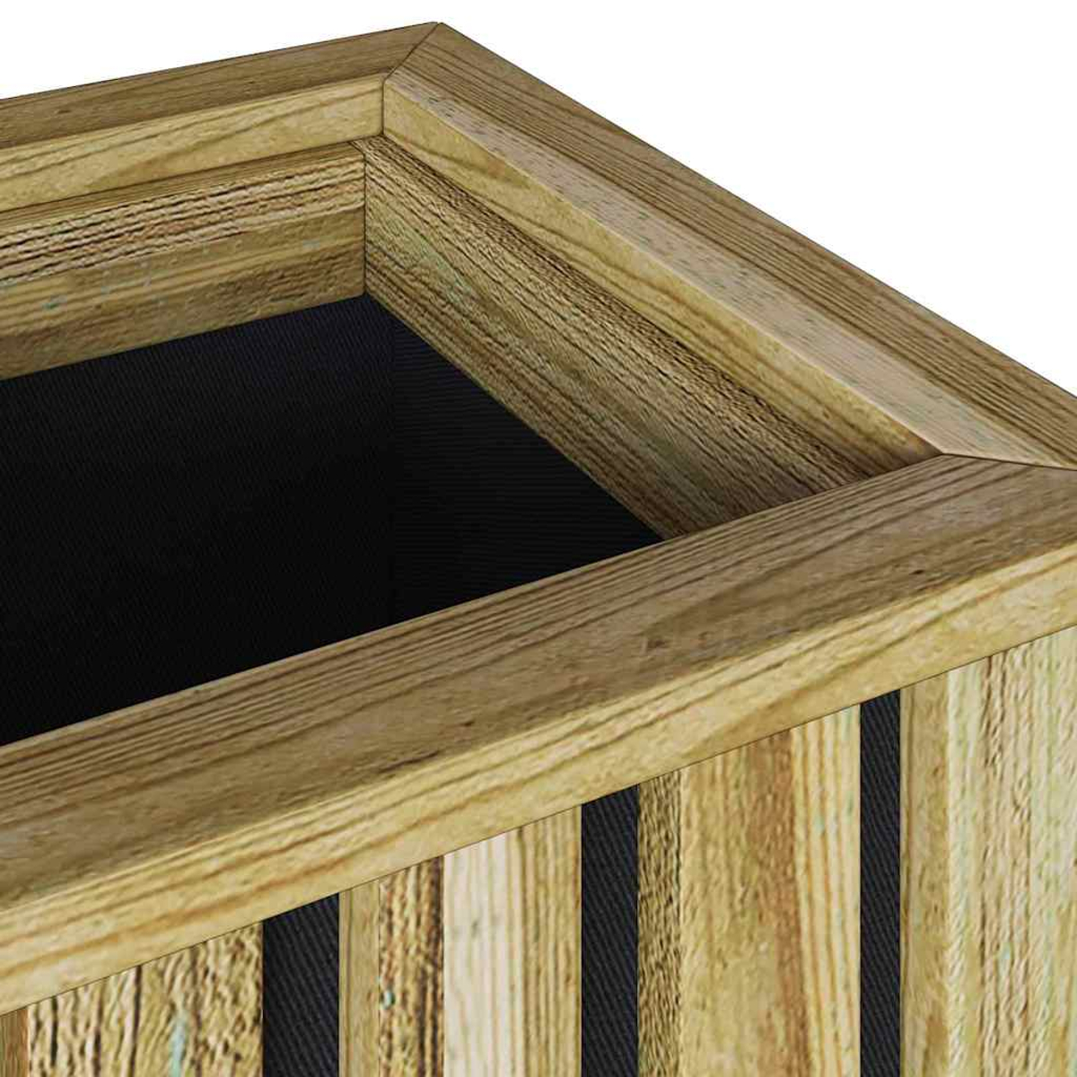 Fioriera in legno con interno nero. La scatola è di colore marrone chiaro e ha una superficie strutturata.