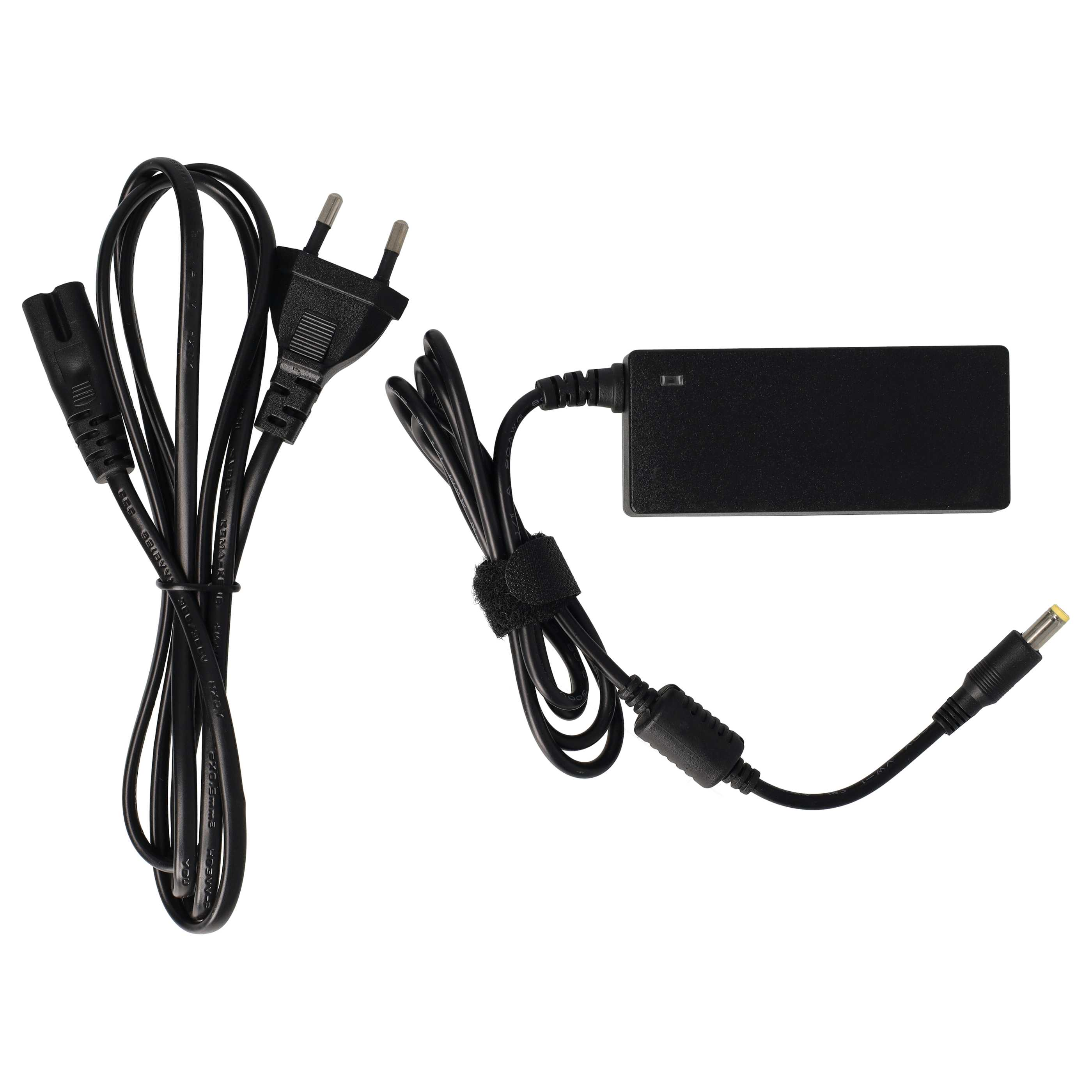 Schwarzes Laptop-Netzteil mit Zweipolstecker, Netzteil und Anschlusskabel. Isoliert auf weißem Hintergrund.